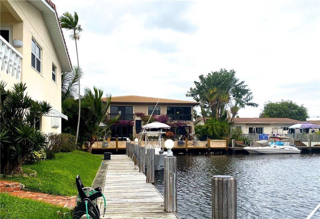 Photo of 2591 NE 55 Court #105, Fort Lauderdale, FL 33308 (MLS # F10551447)