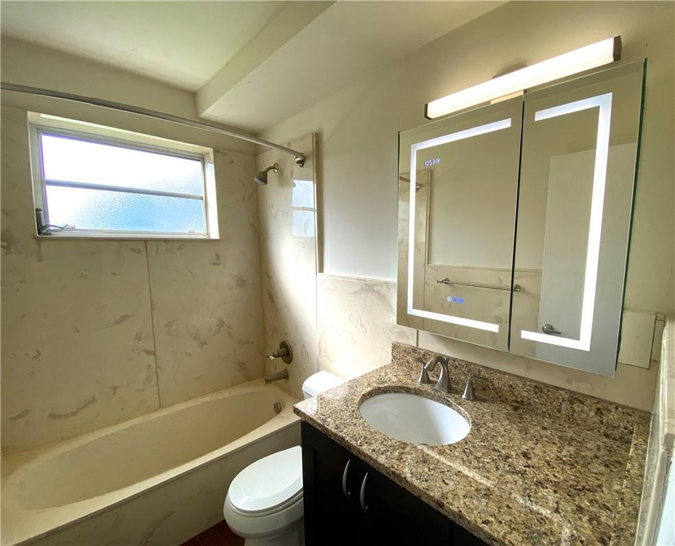 LANDINGS HARBORAGE - Residential Lease