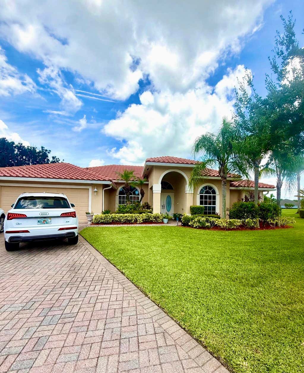 Photo of 261 SW EGRET Landing, Port Saint Lucie, FL 34953 (MLS # B26059204)