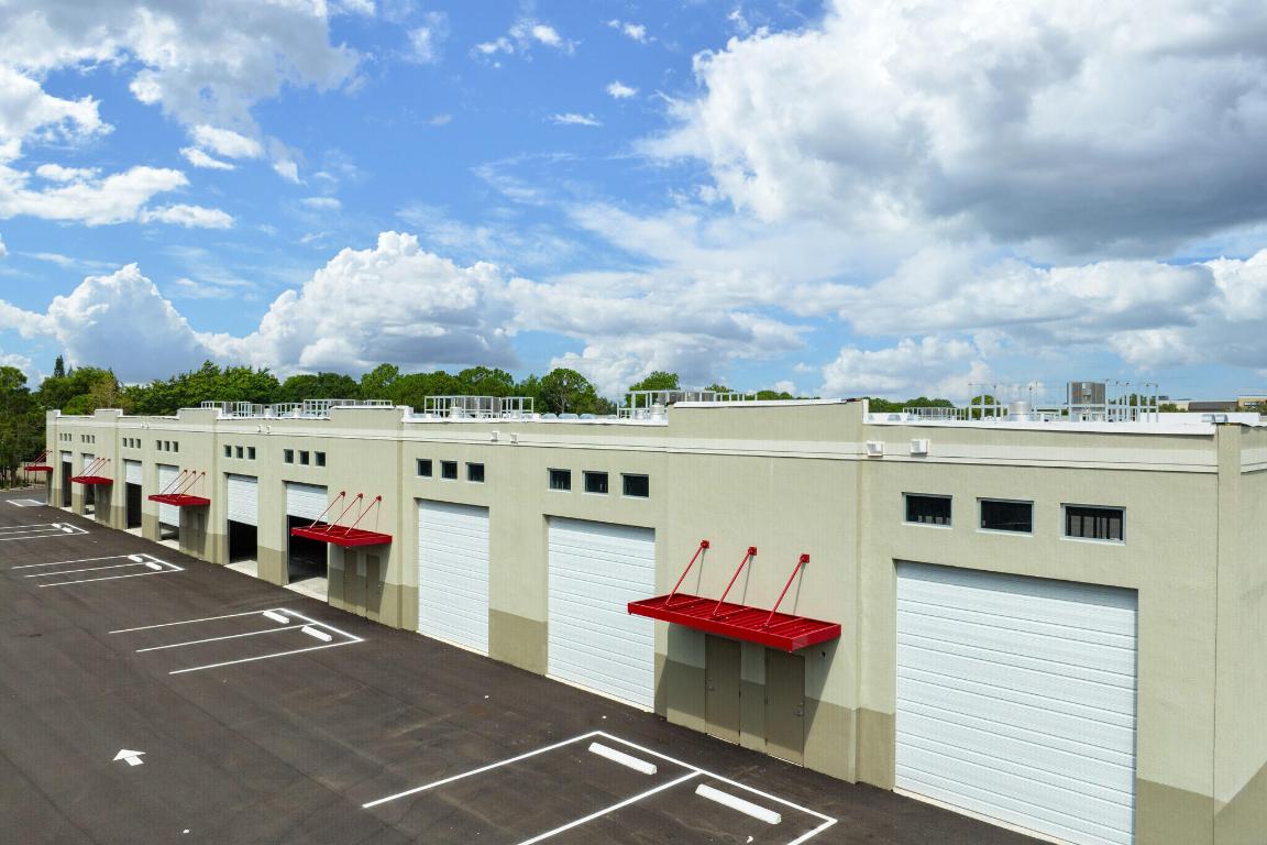 7040 SE Federal Highway