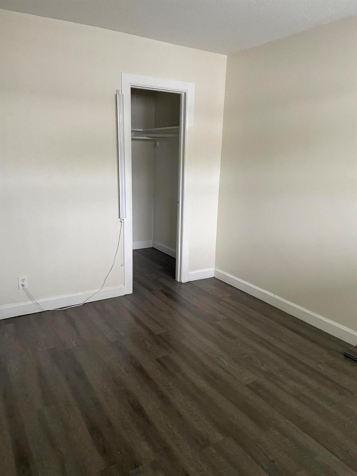 APARTMENTS AT TIMBERLAKE - Residential Lease