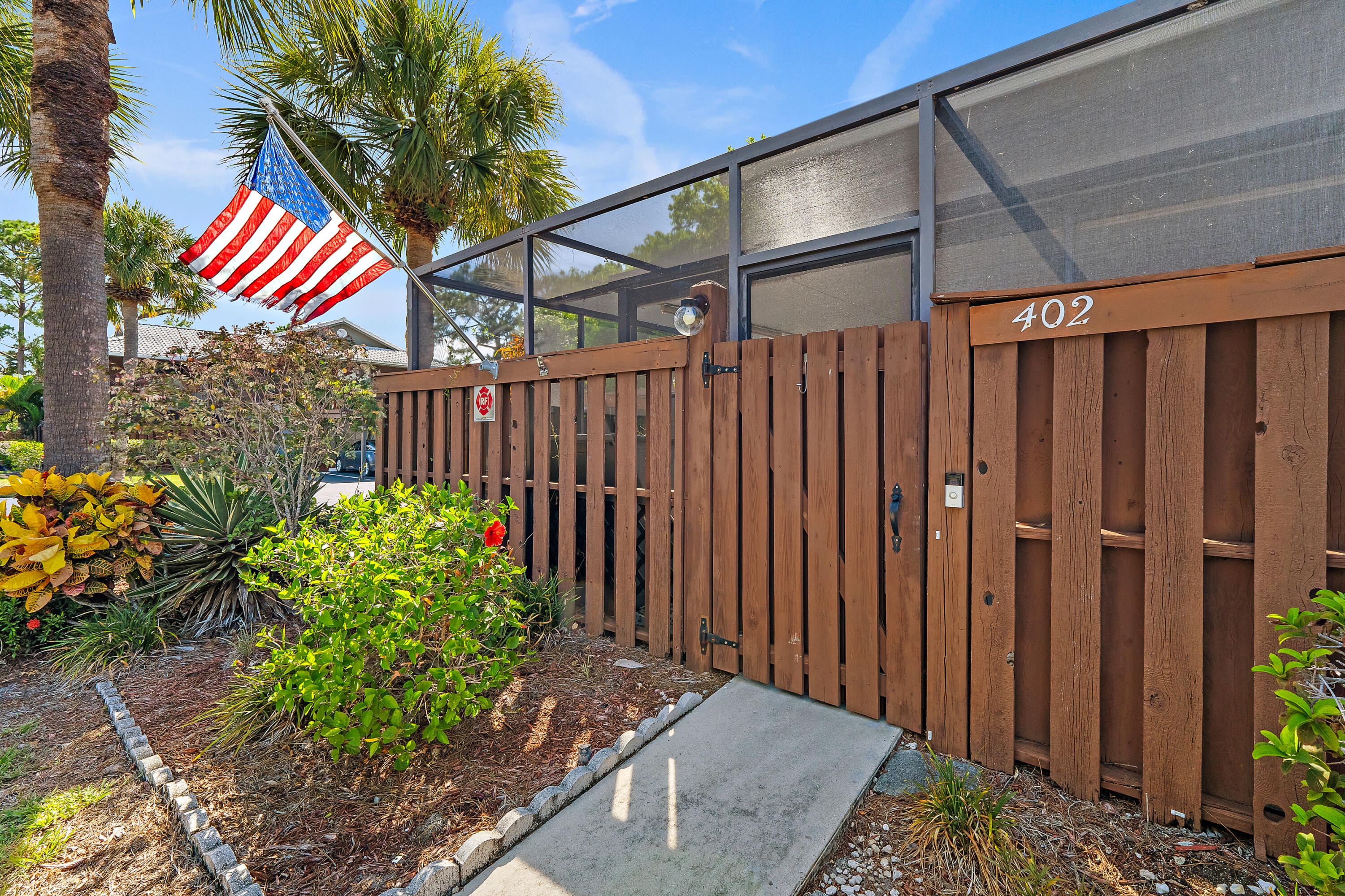 CAMELOT GARDENS PHASES 1 THRU 11 - Residential