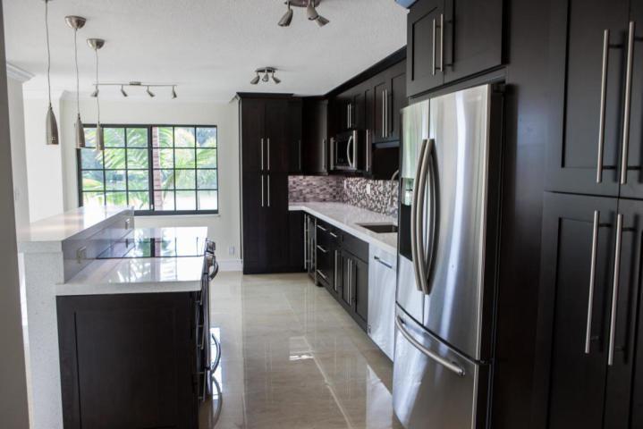 250 E Royal Palm Rd 2A, Boca Raton, FL, 33432/$1,250,000 3 250 E Royal Palm Rd 2A