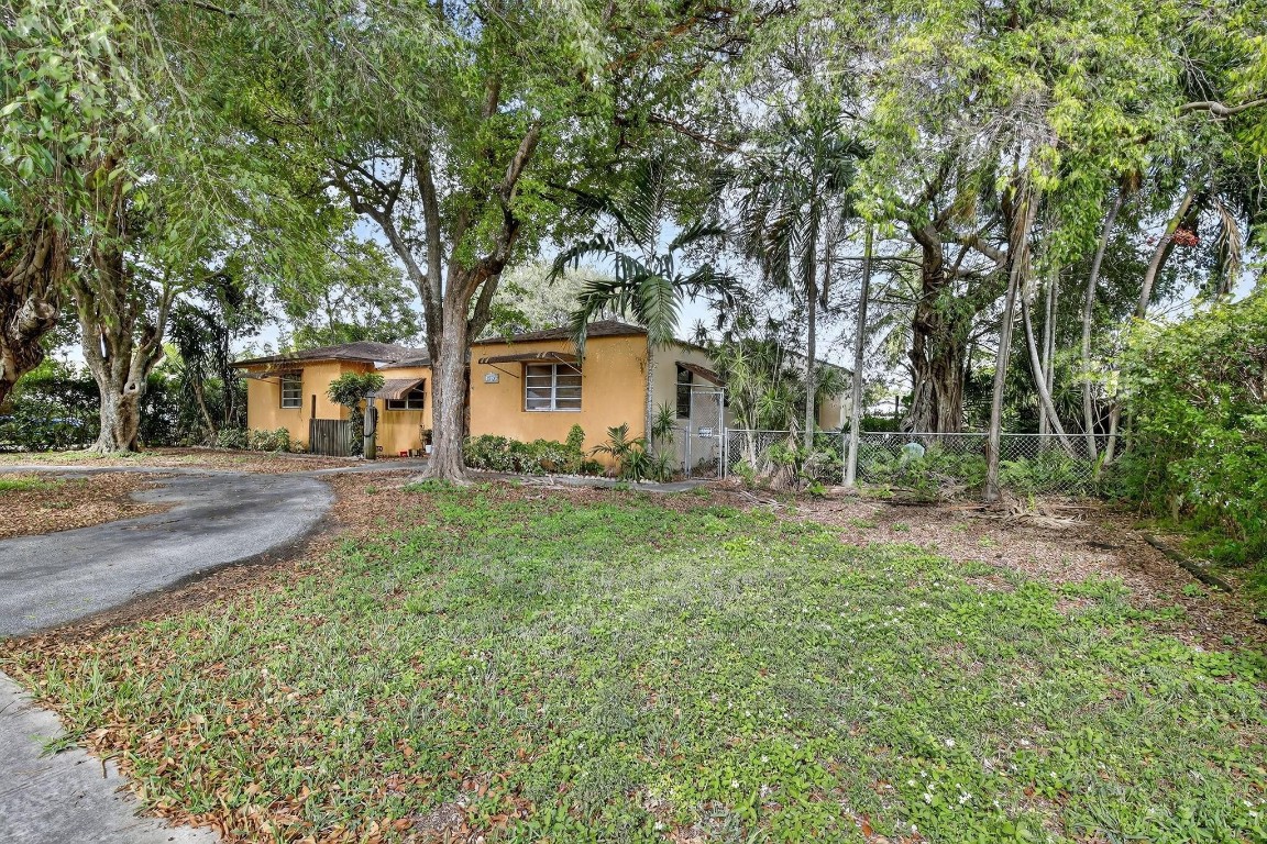 Oak Ridge Park 23-15 B - Residential