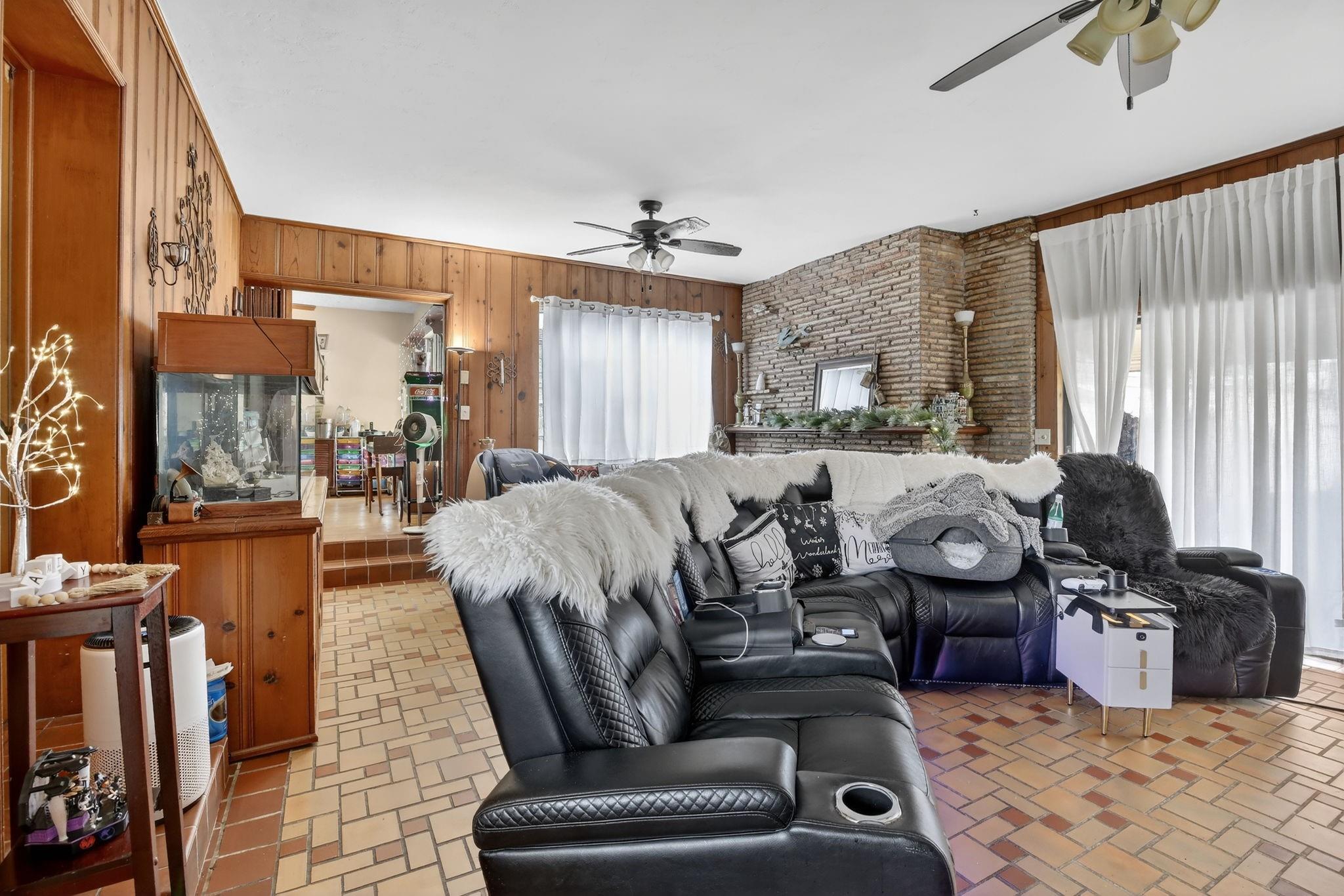 Oak Ridge Park 23-15 B - Residential