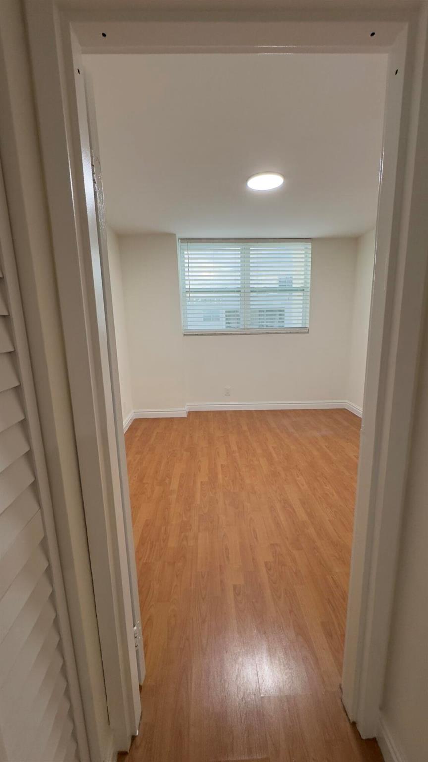 CARLTON BAY CONDO - Residential Lease