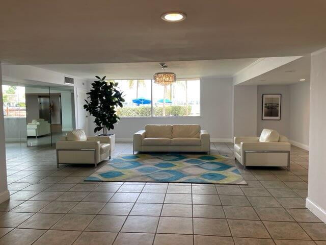 CARLTON BAY CONDO - Residential Lease