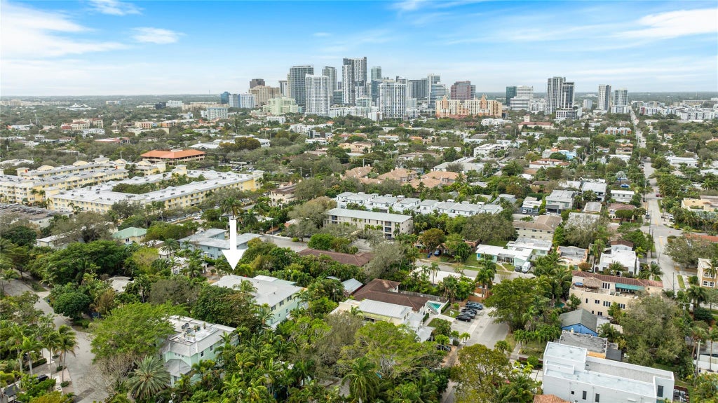 Photo of 1615 NE 2nd Court #1615, Fort Lauderdale, FL 33301 (MLS # F10420271)