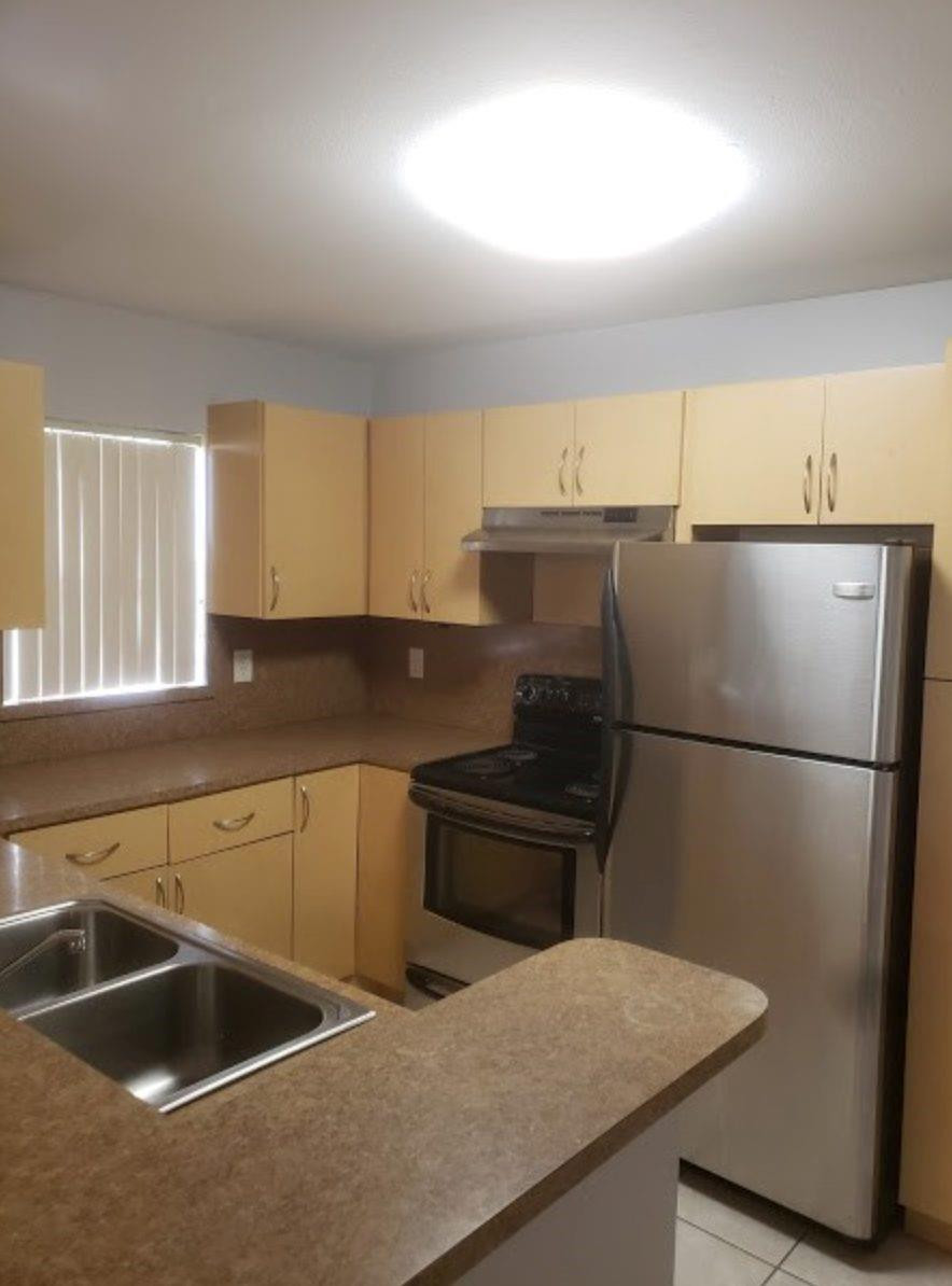 PRESERVE AT AVERY LAKES - Residential Lease