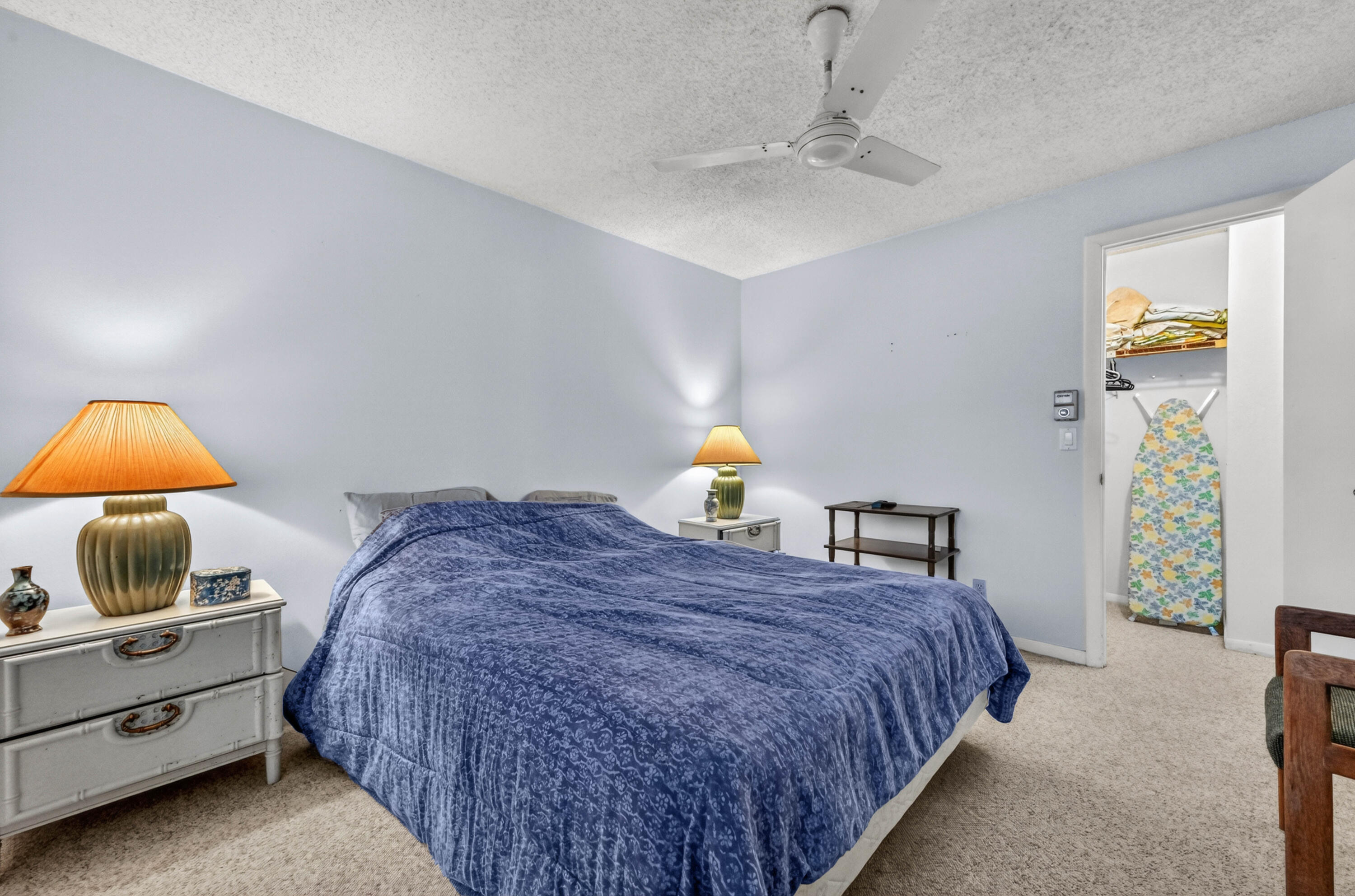 VILLAGE ROYALE GREENWOOD - Residential