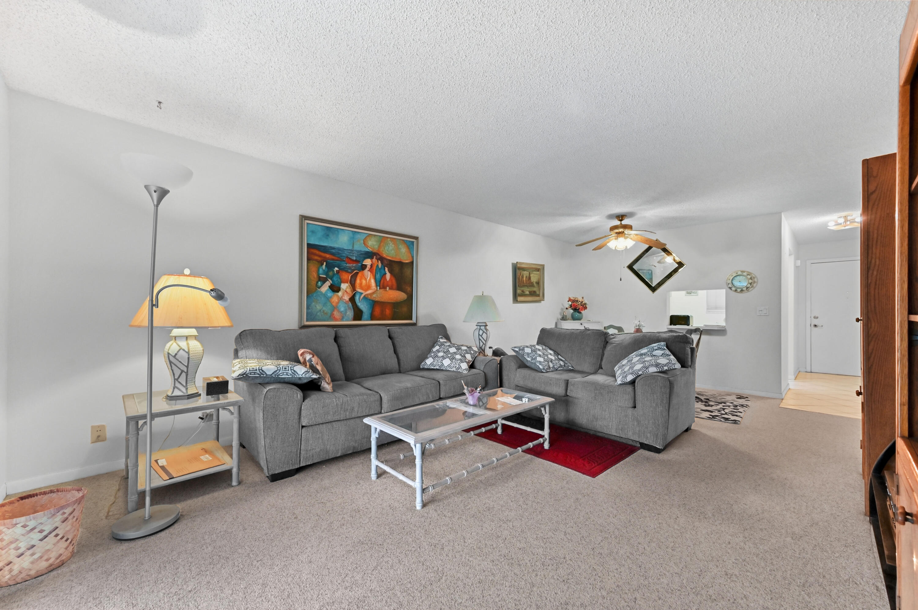 VILLAGE ROYALE GREENWOOD - Residential
