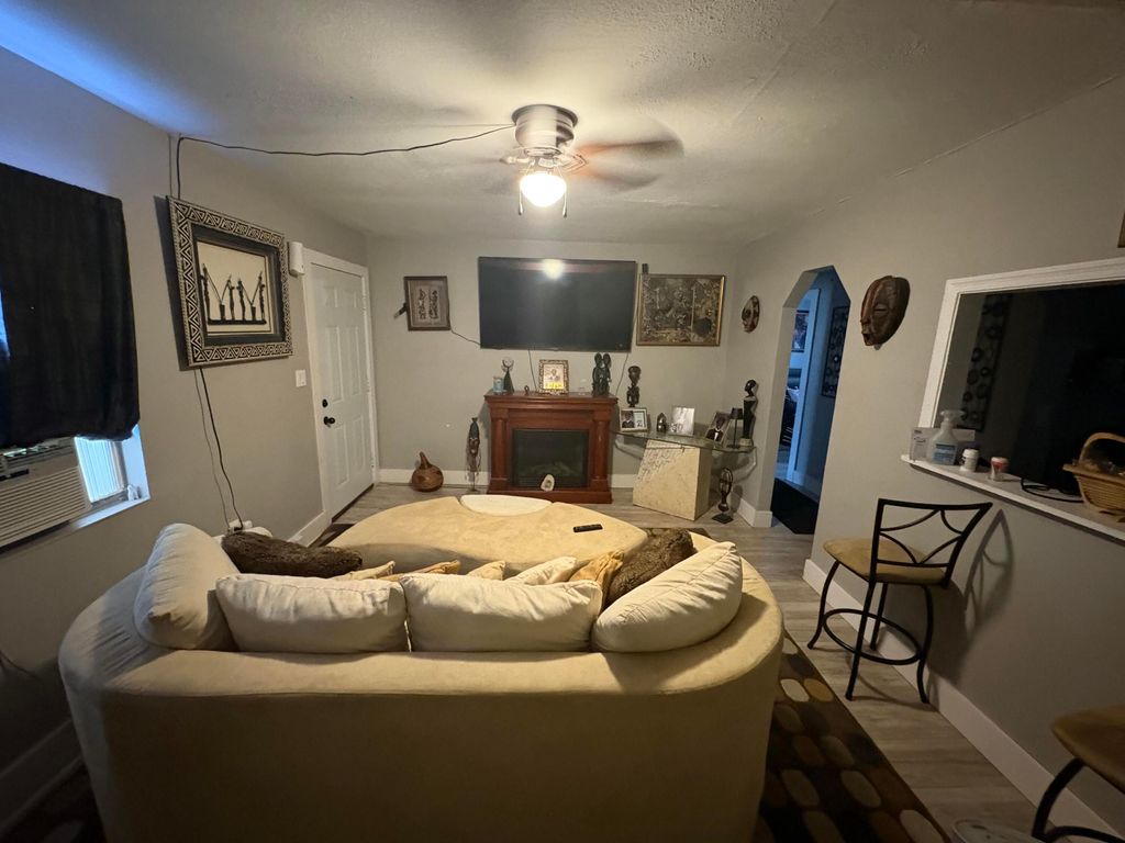 Photo of 101 E 28th Street, Riviera Beach, FL 33404 (MLS # B26021955)