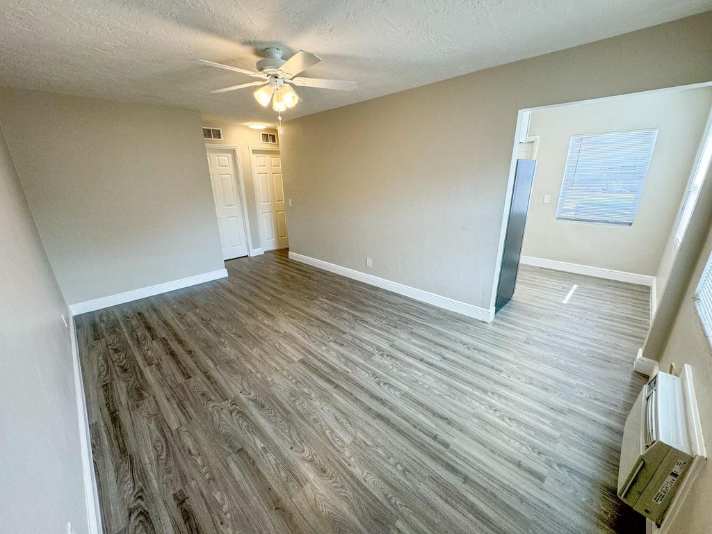 Photo of 908 14th Street #1, West Palm Beach, FL 33401 (MLS # B26017013)