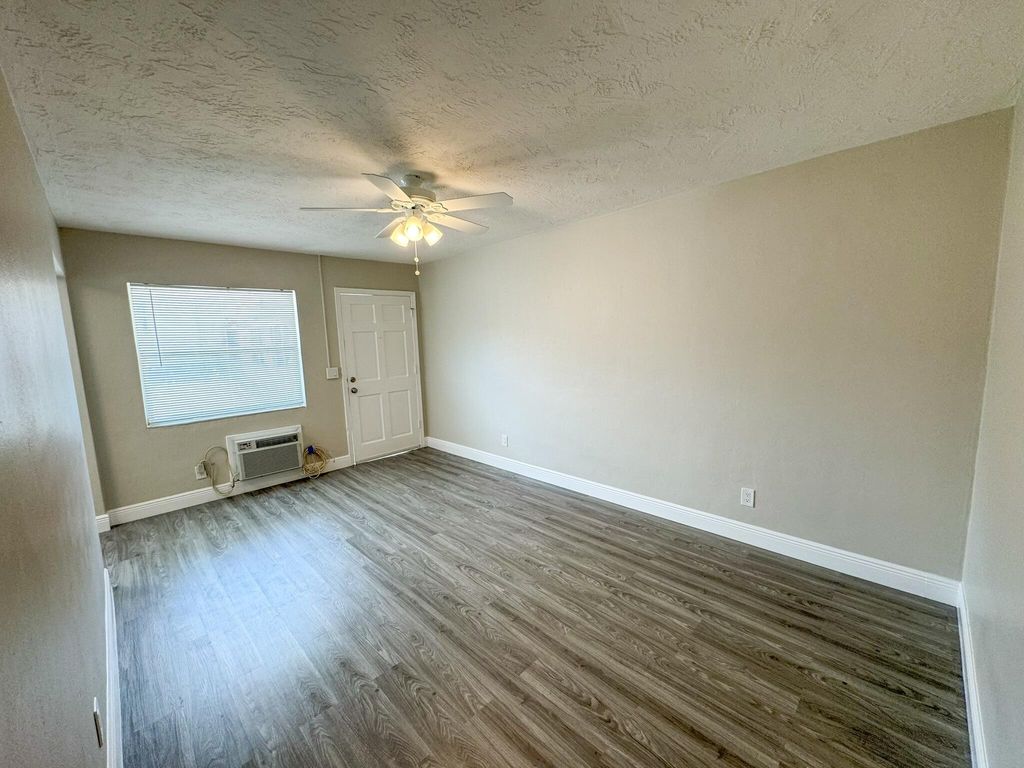 Photo of 908 14th Street #1, West Palm Beach, FL 33401 (MLS # B26017013)