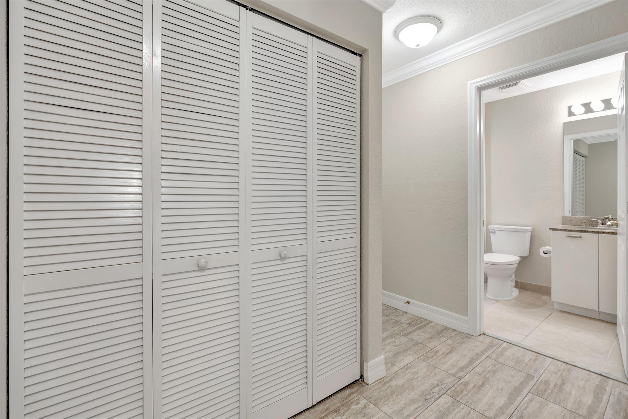 VILABELLA CENTRAL PARK CO - Residential