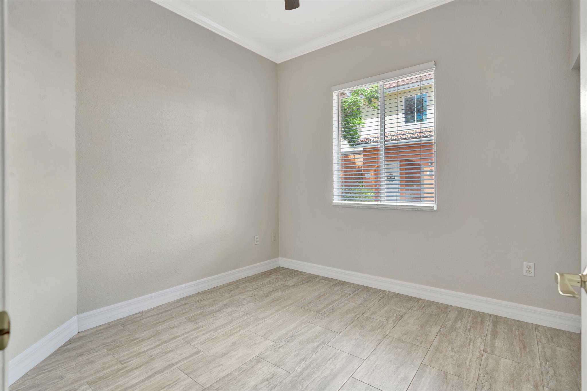 VILABELLA CENTRAL PARK CO - Residential