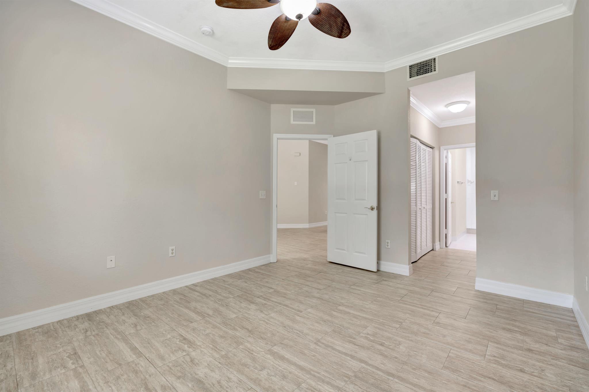 VILABELLA CENTRAL PARK CO - Residential