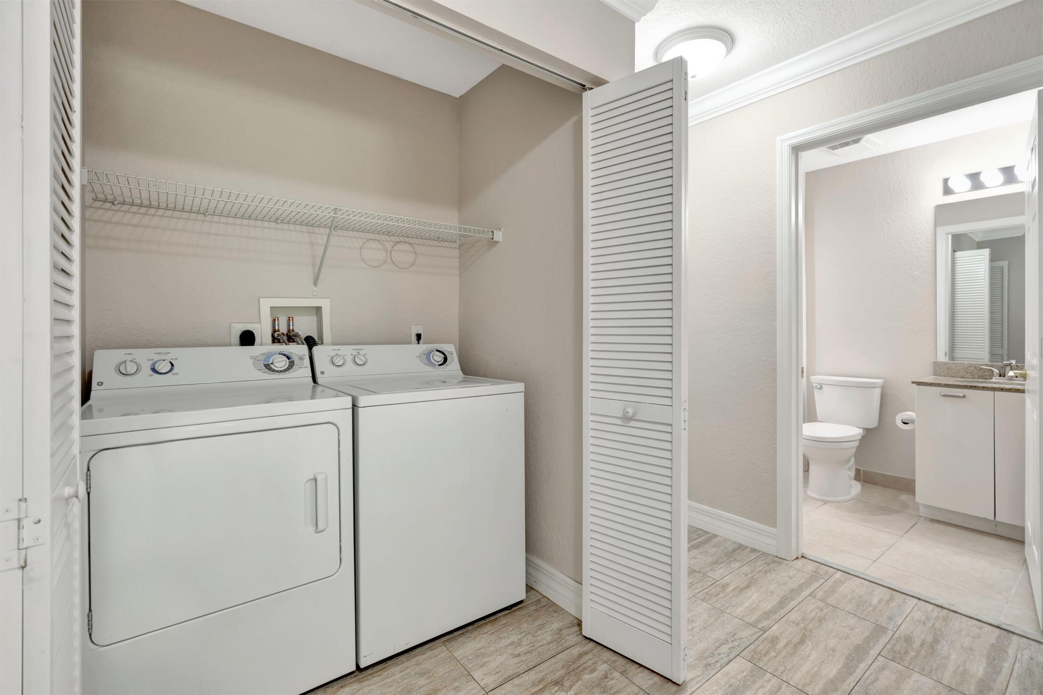 VILABELLA CENTRAL PARK CO - Residential