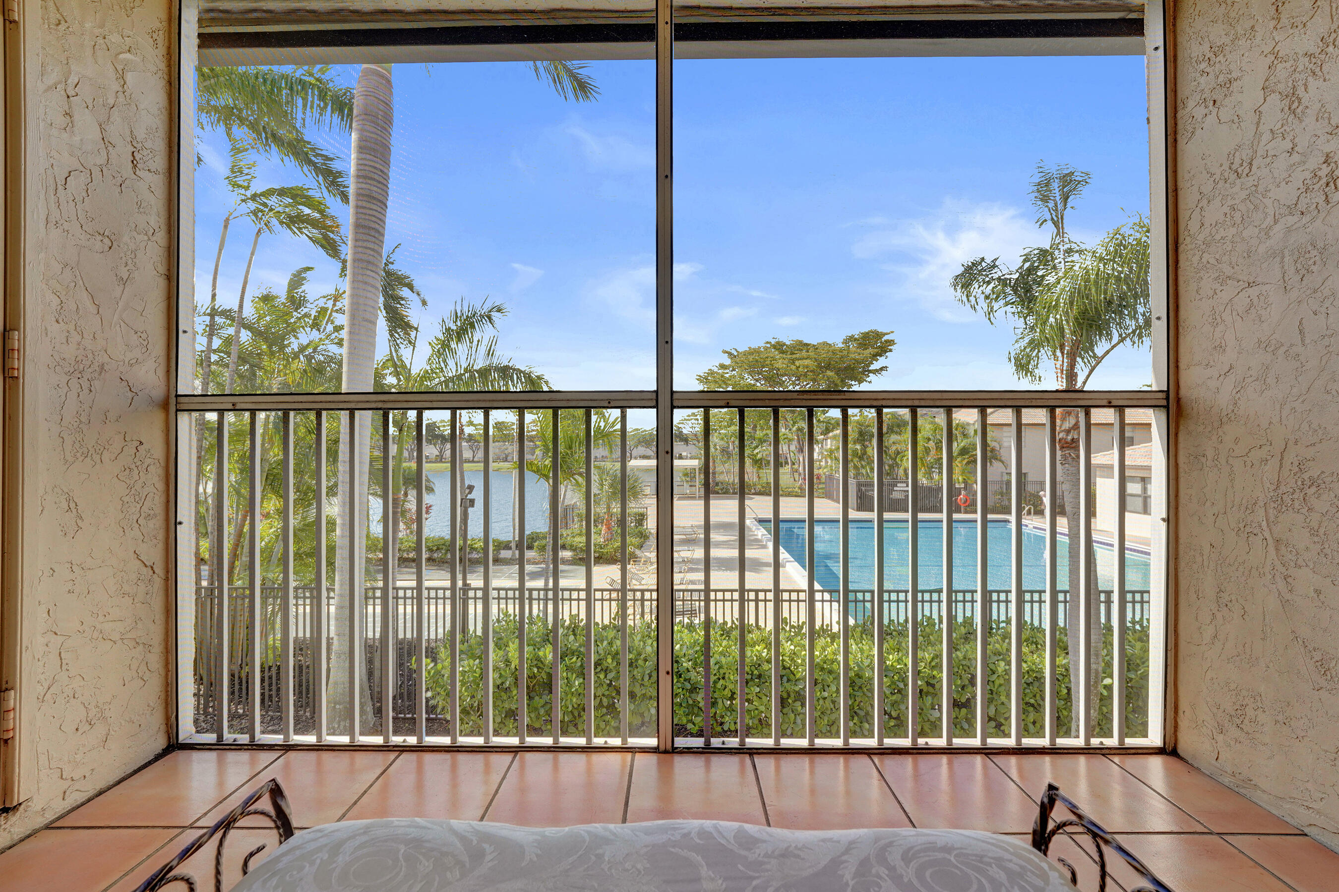 VIEWPOINTE CONDO - Residential