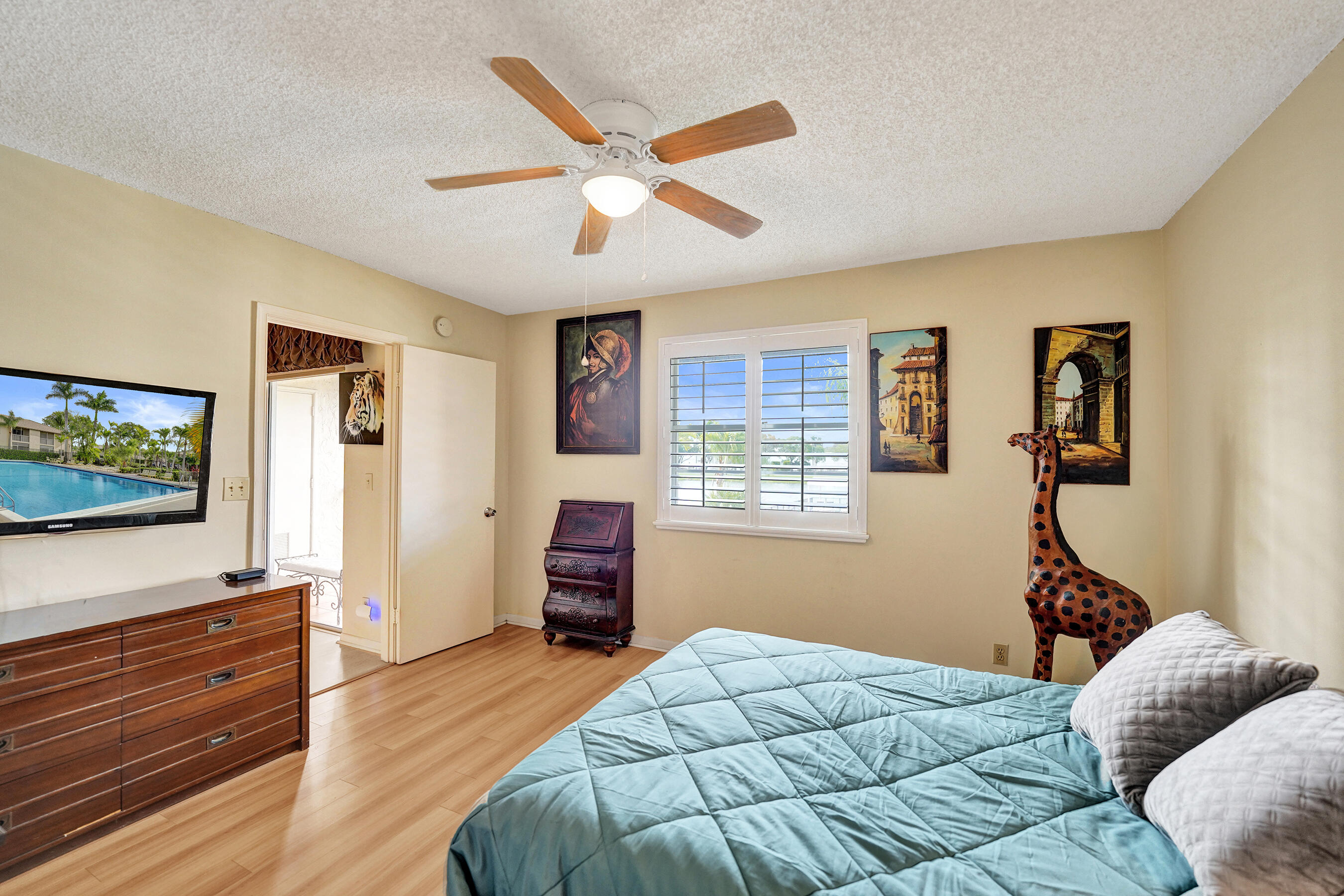 VIEWPOINTE CONDO - Residential