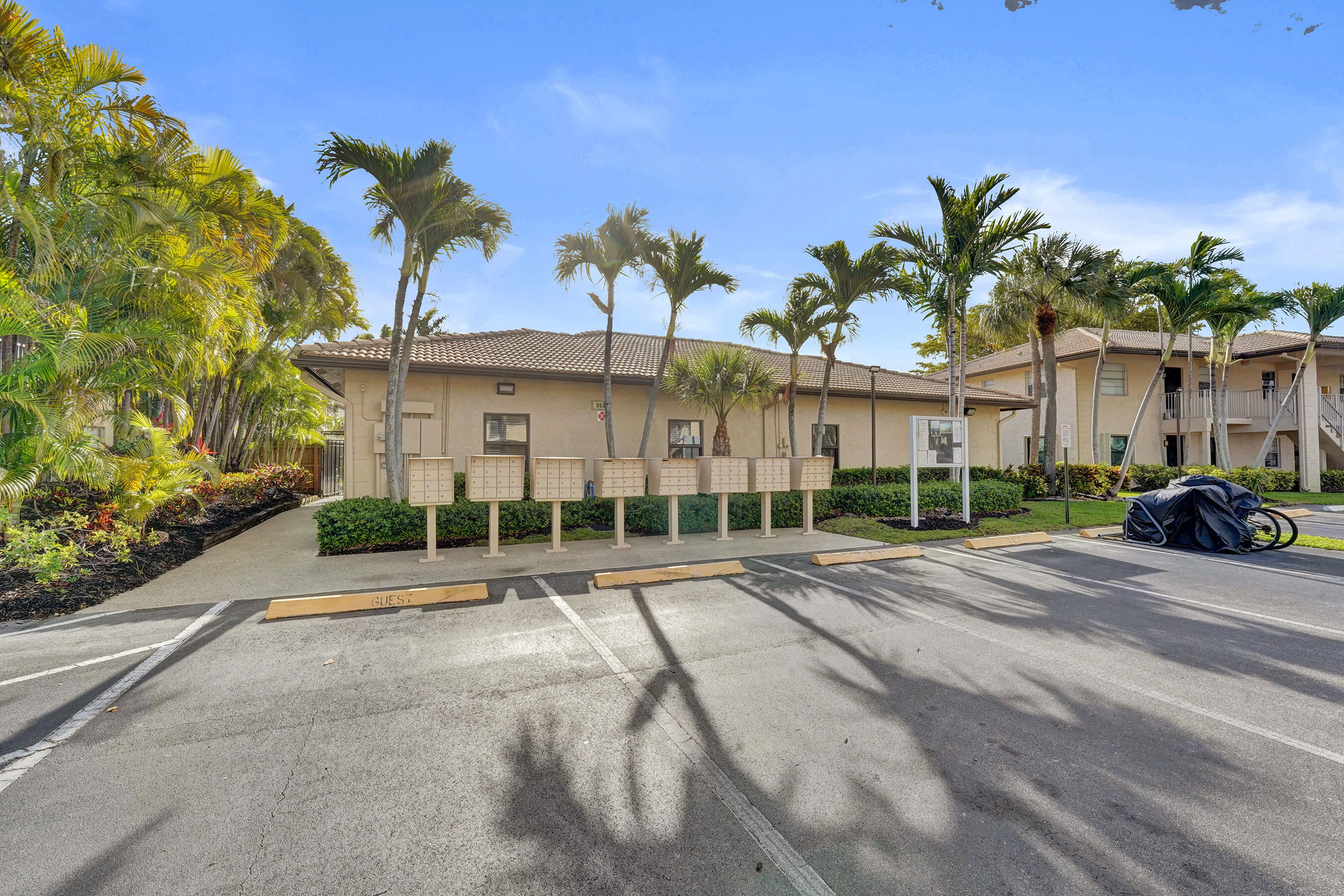 VIEWPOINTE CONDO - Residential
