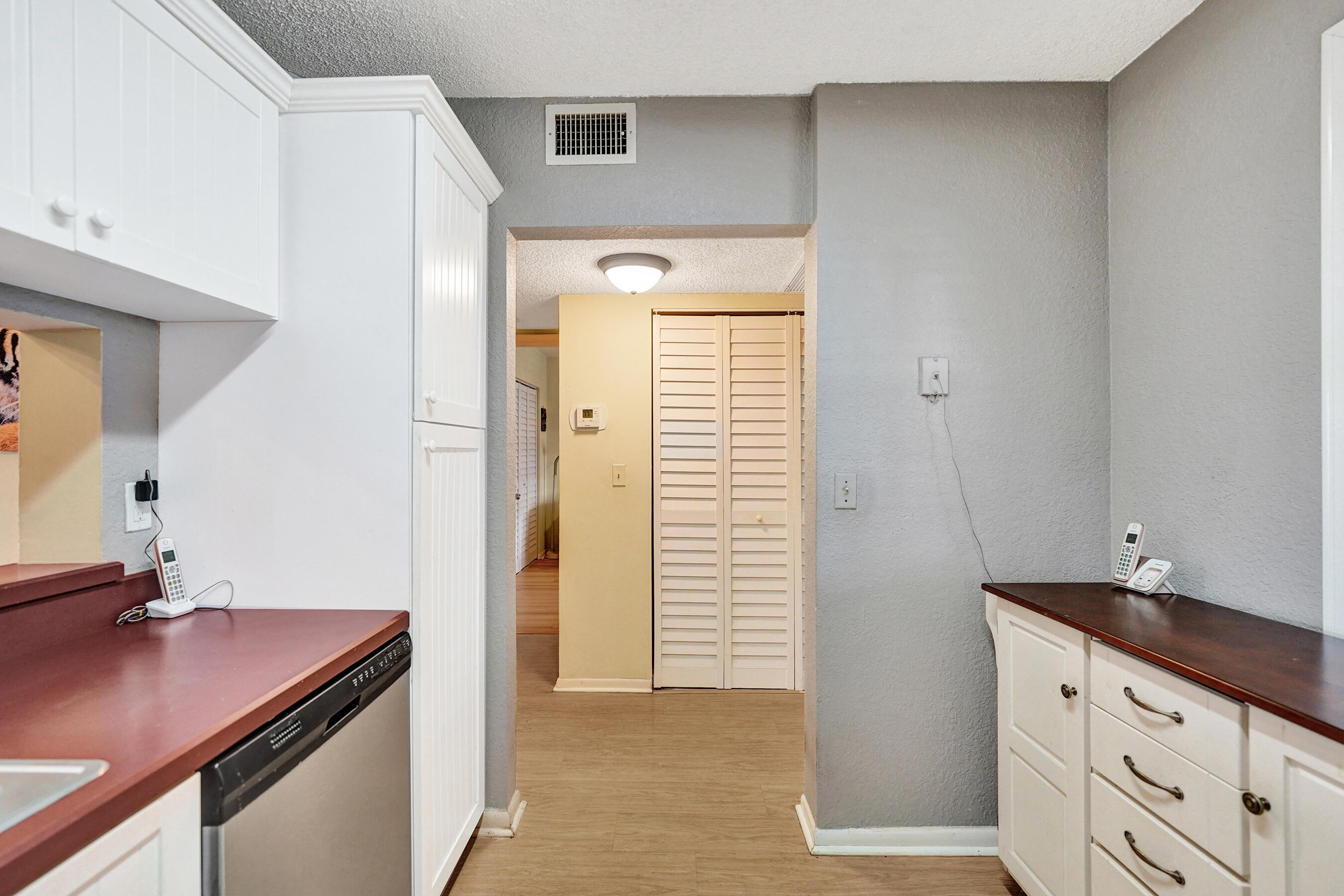VIEWPOINTE CONDO - Residential