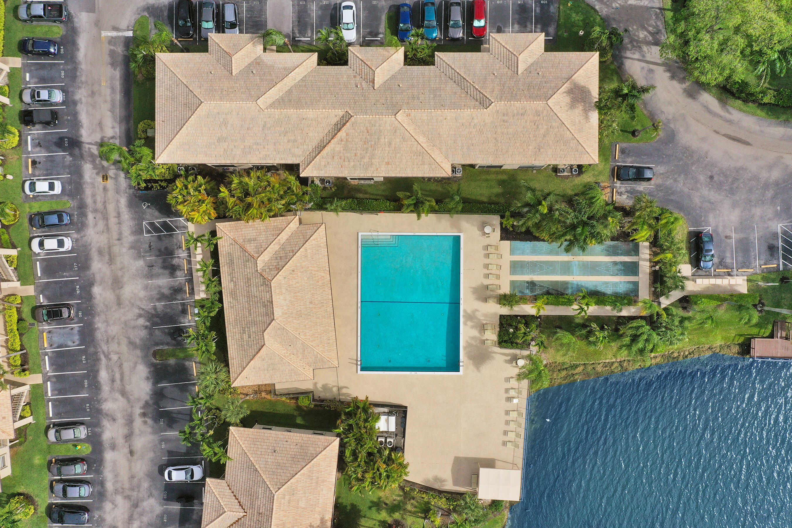 VIEWPOINTE CONDO - Residential
