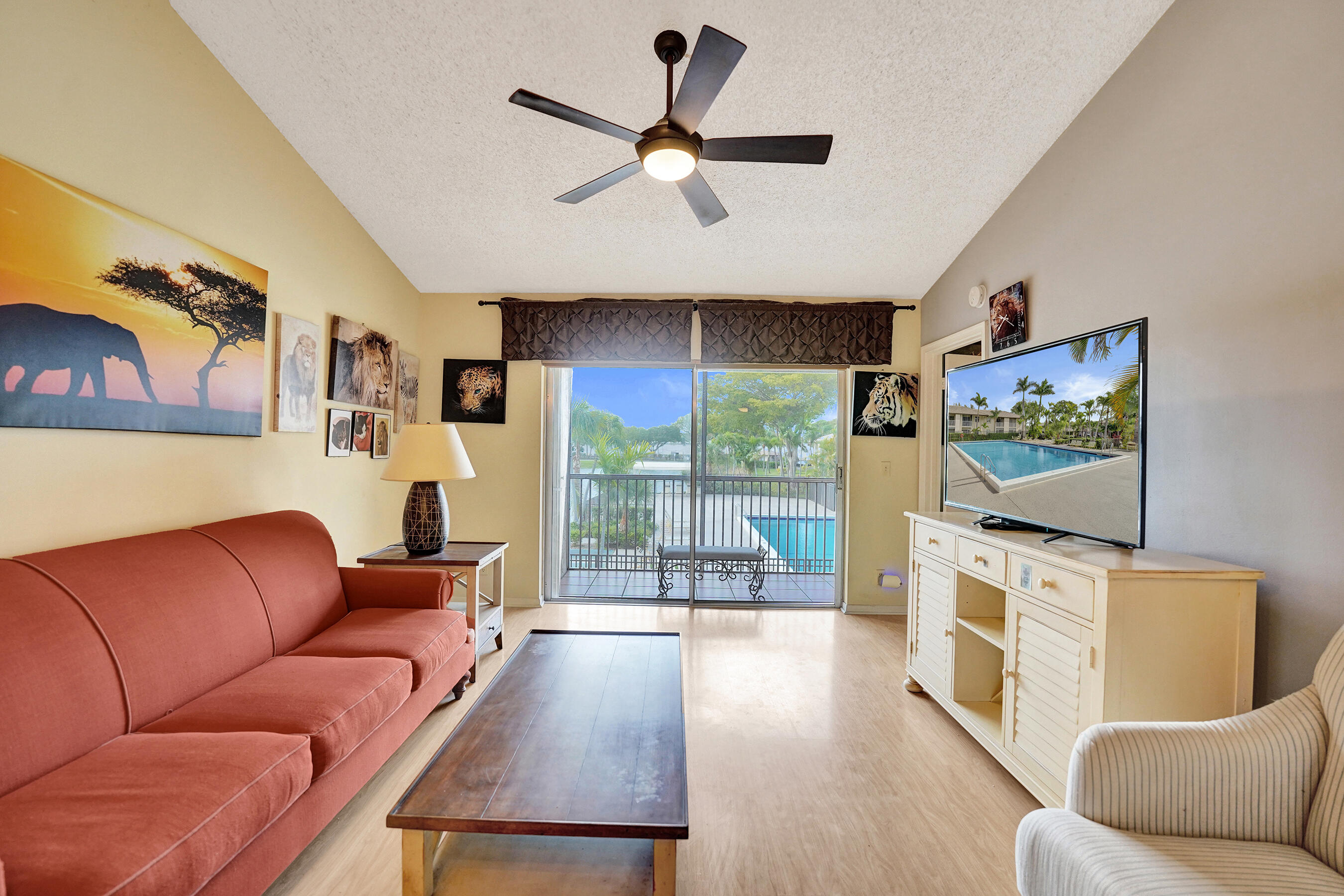 VIEWPOINTE CONDO - Residential