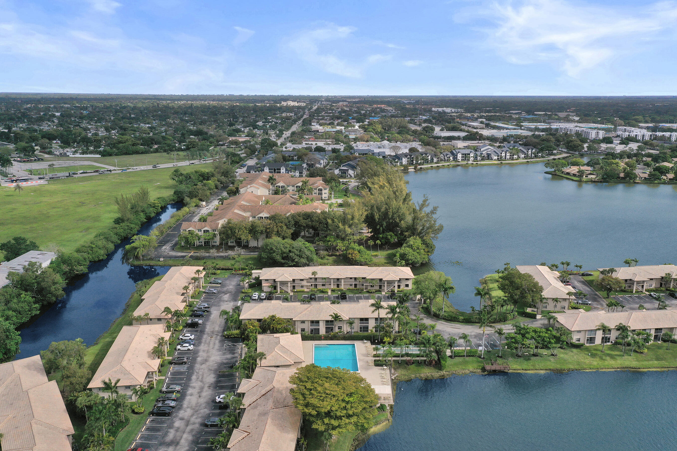 VIEWPOINTE CONDO - Residential