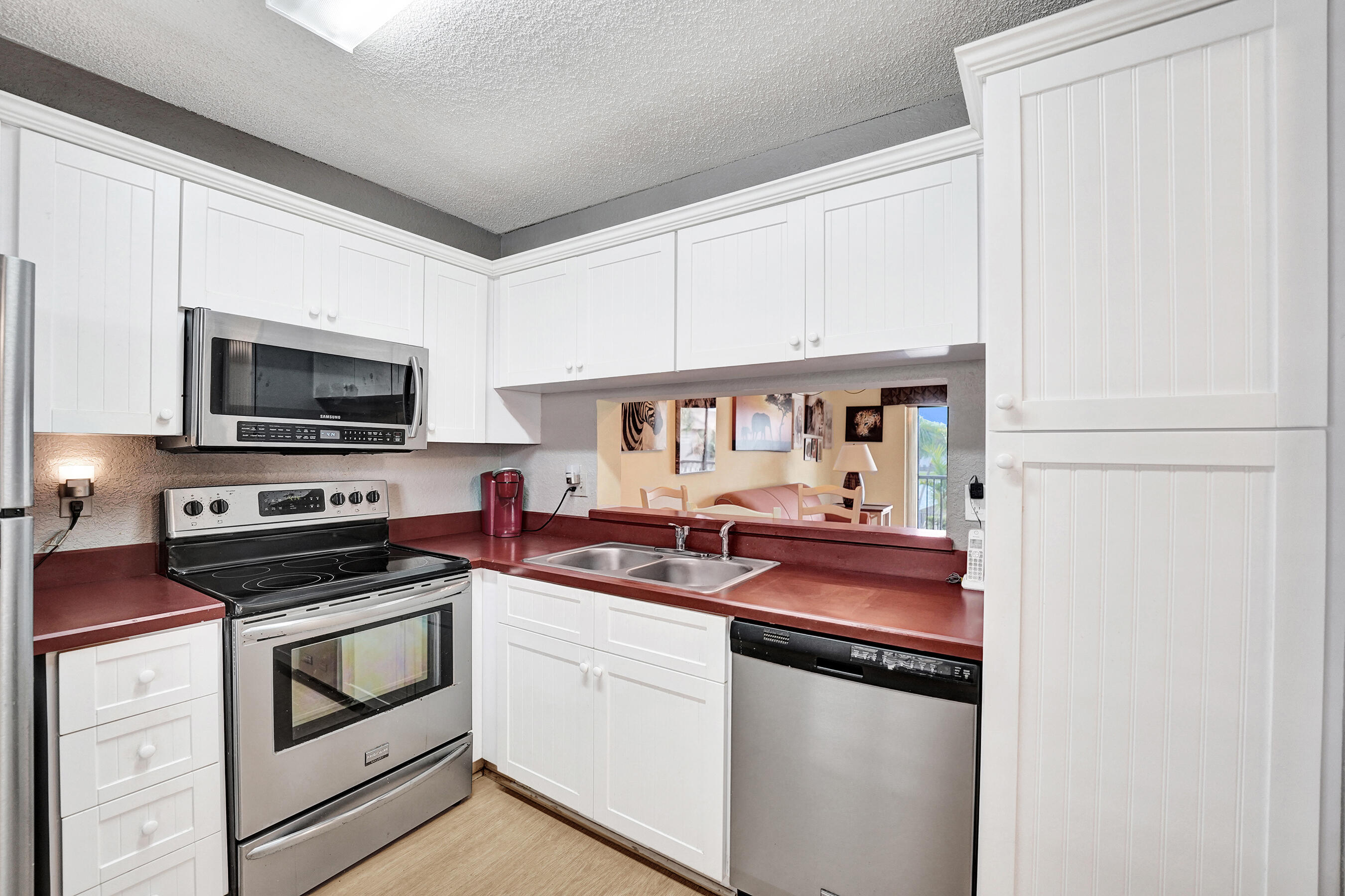 VIEWPOINTE CONDO - Residential