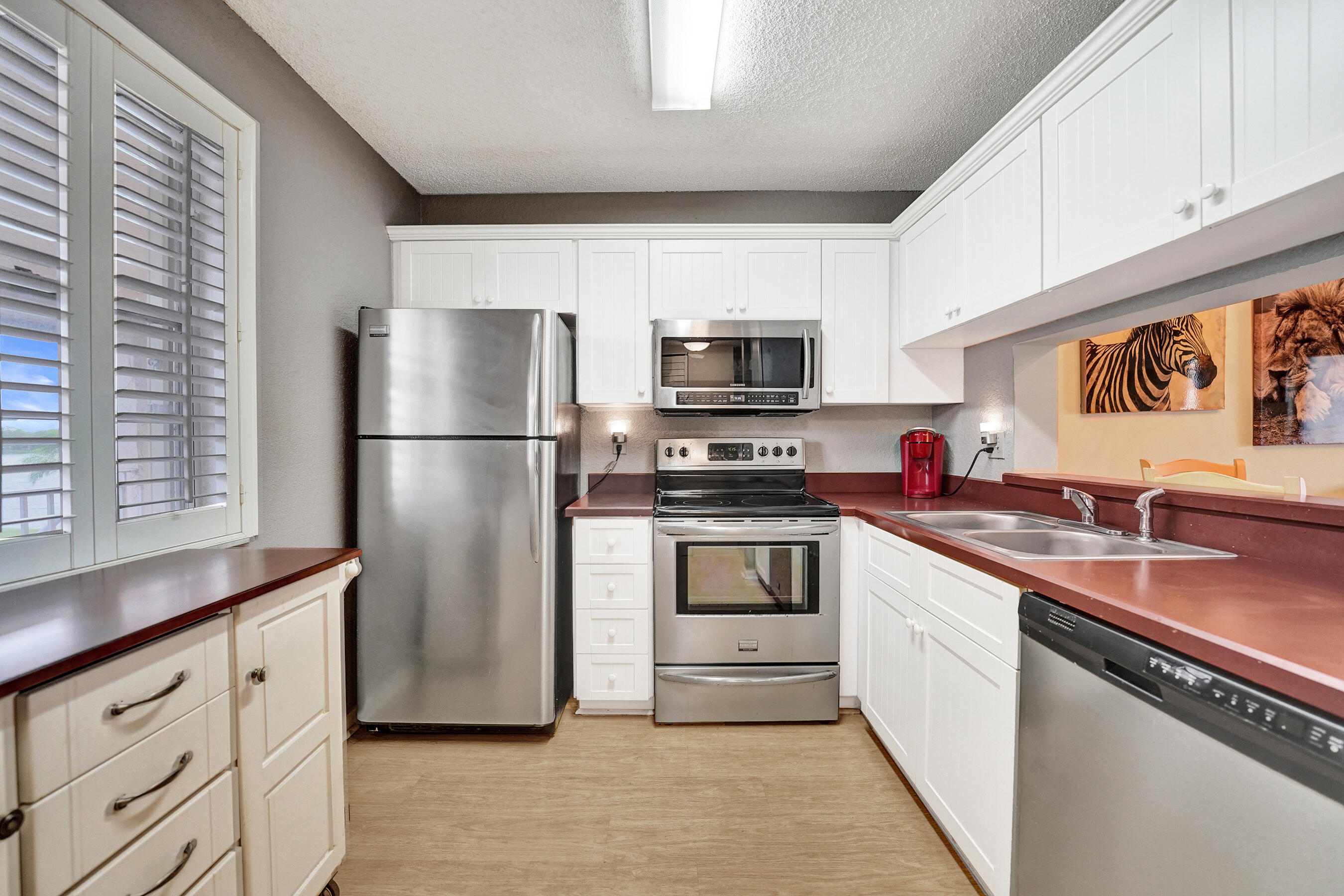 VIEWPOINTE CONDO - Residential