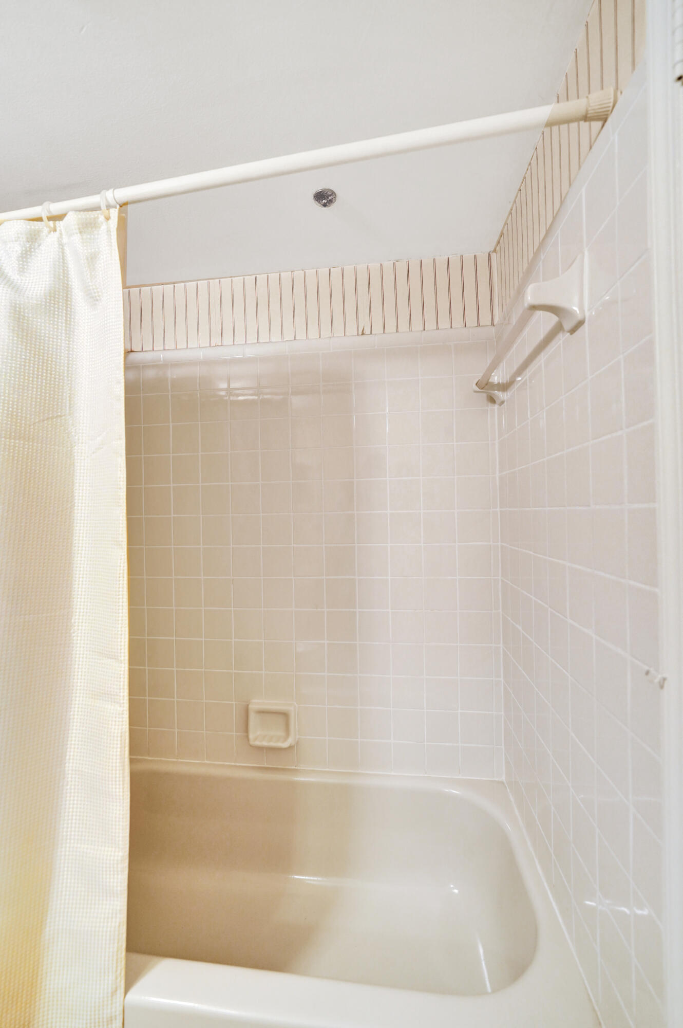 VIEWPOINTE CONDO - Residential