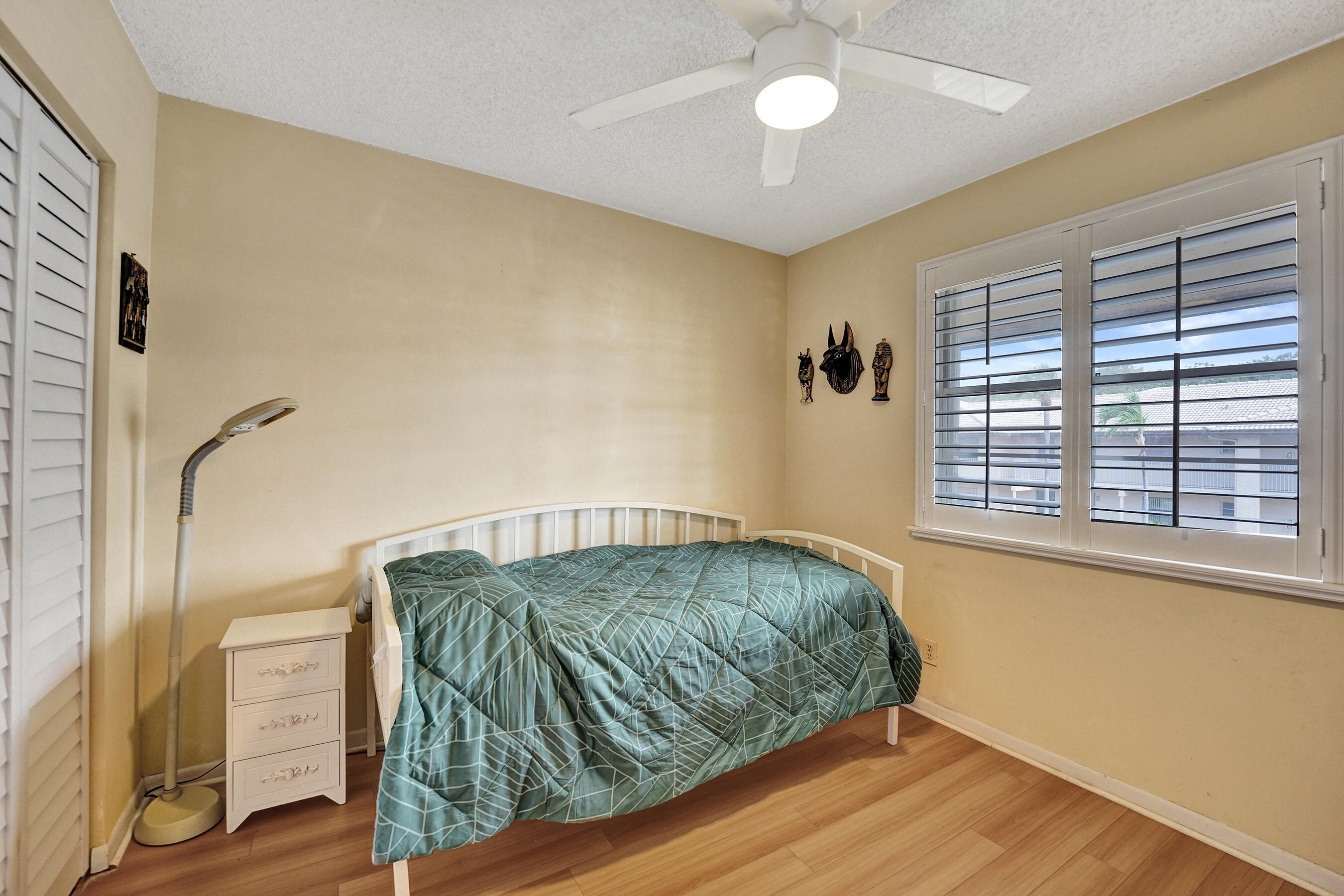 VIEWPOINTE CONDO - Residential