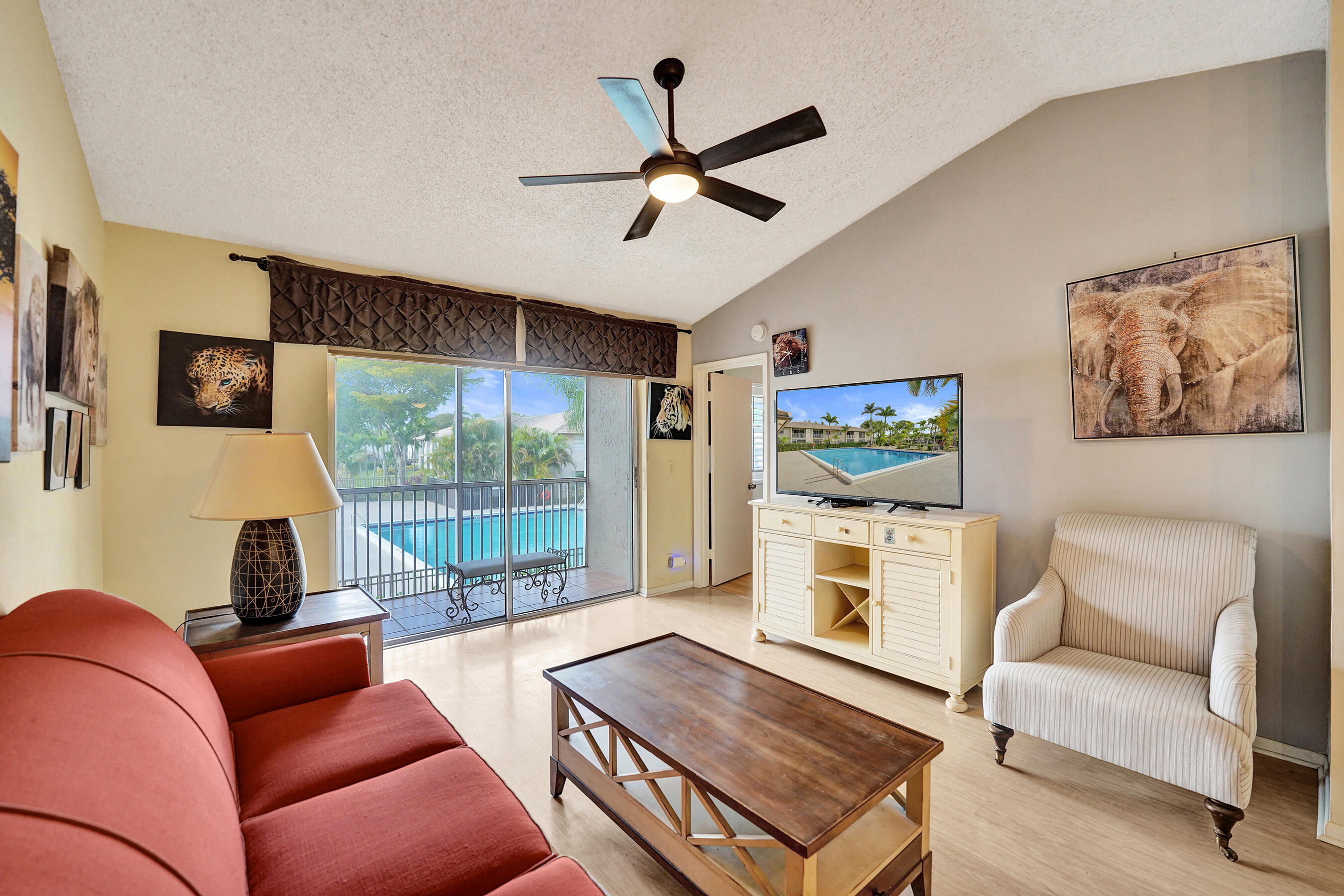VIEWPOINTE CONDO - Residential