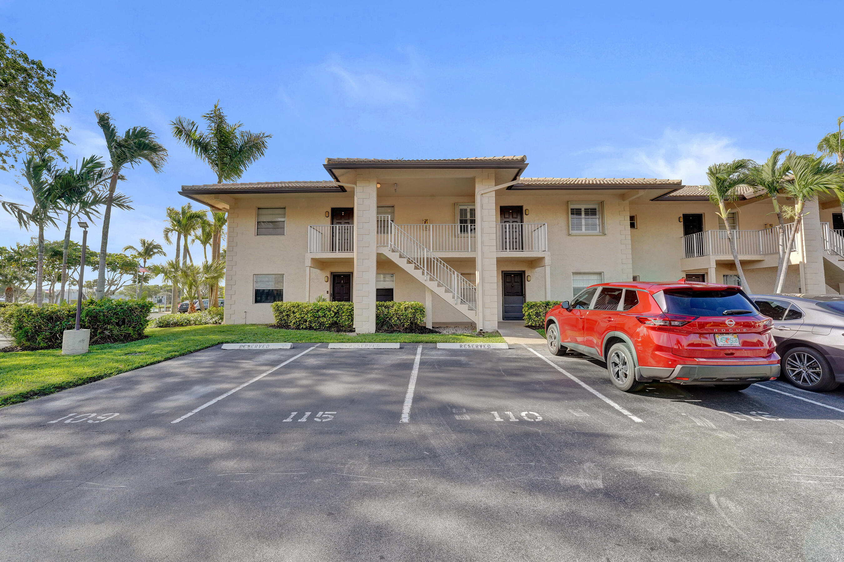 VIEWPOINTE CONDO - Residential