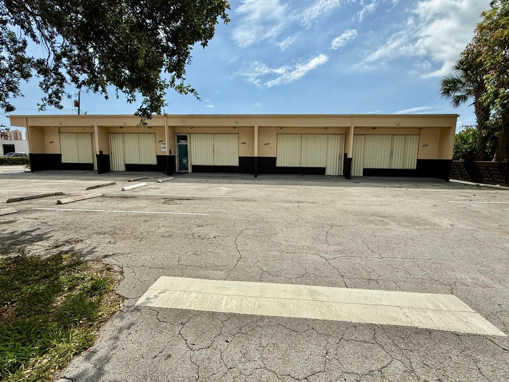 Photo of 1620 Avenue E, West Palm Beach, FL (MLS # B26045046)