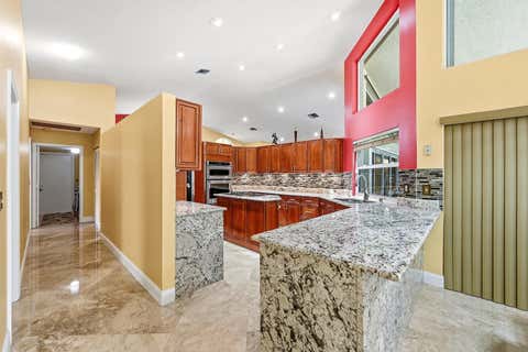 Tiny photo for 9700 NW 48th Drive, Coral Springs, FL 33076 (MLS # B26041401)