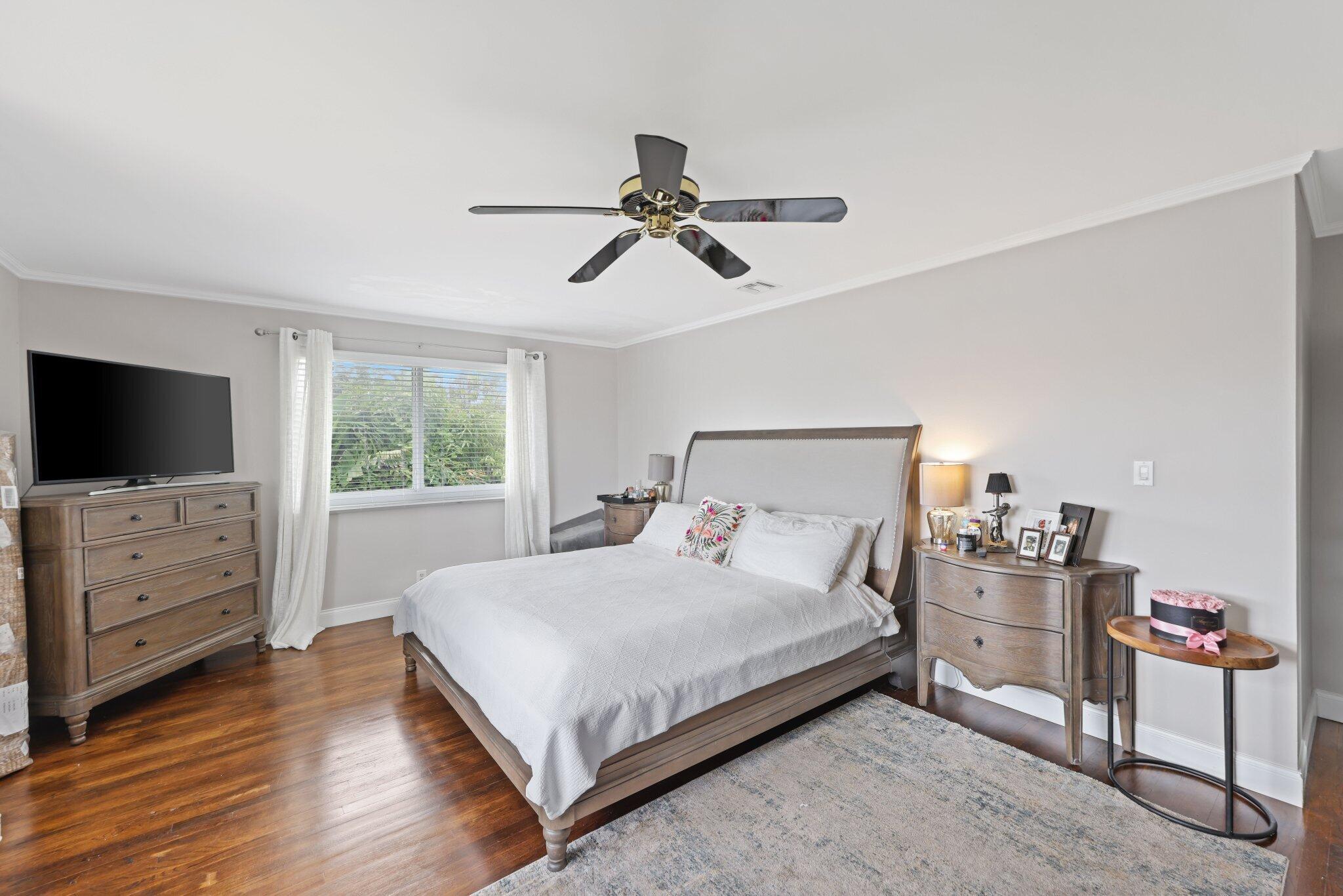 THE COVE - Residential