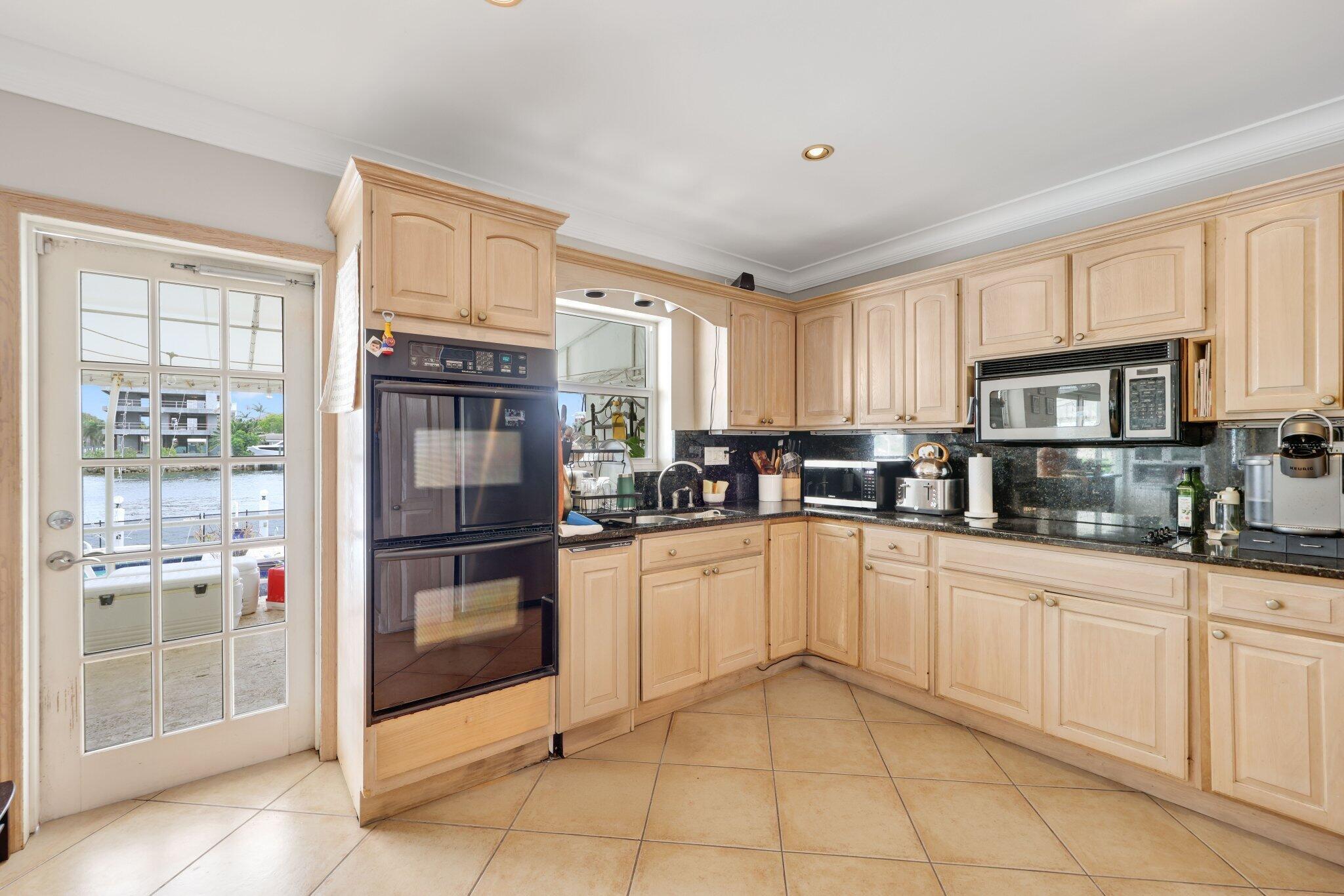 THE COVE - Residential