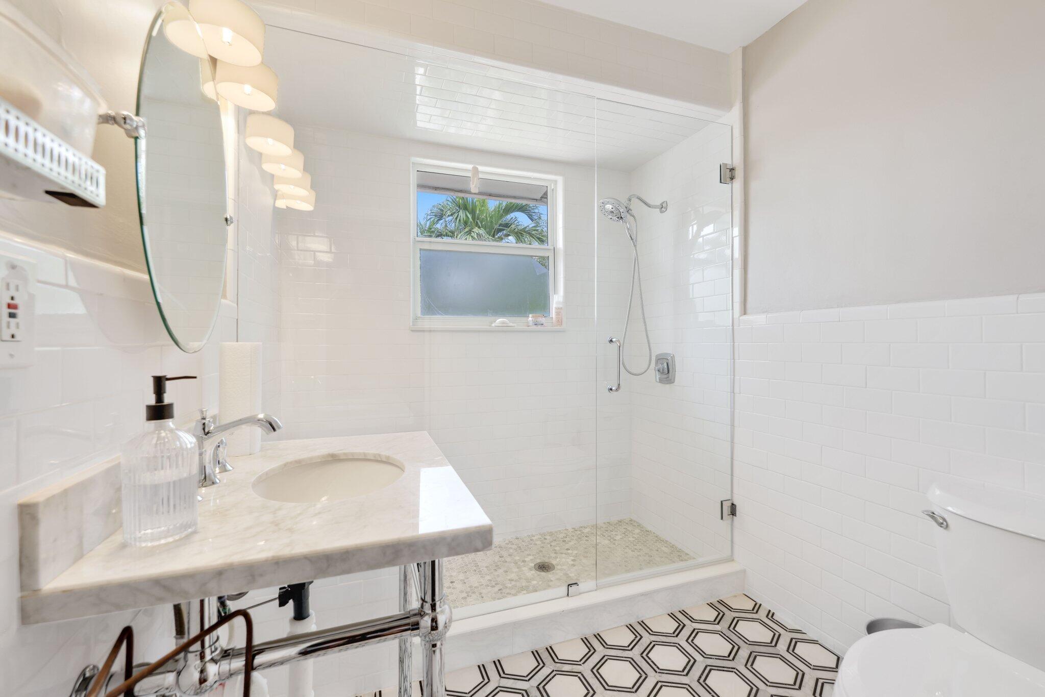 THE COVE - Residential