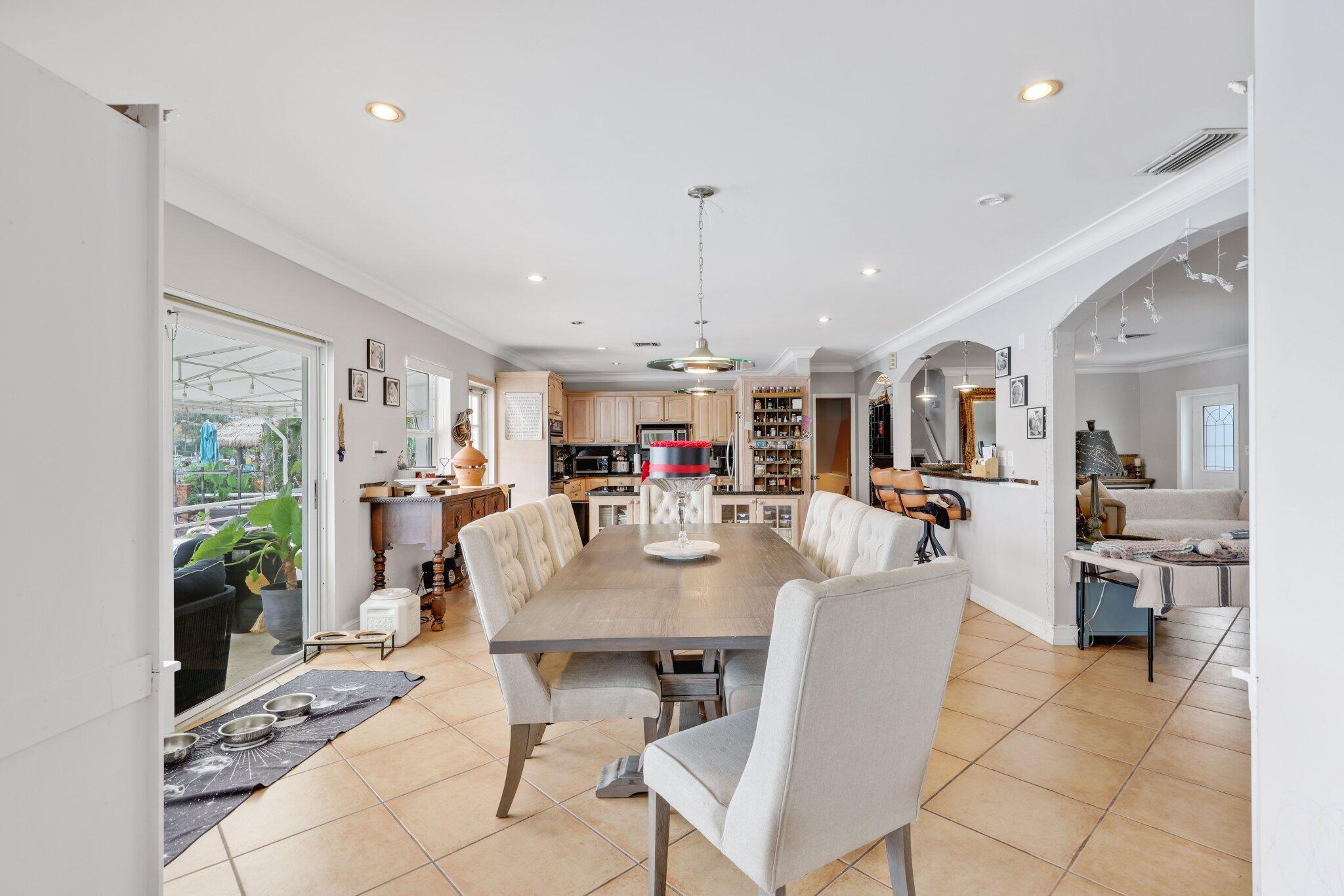 THE COVE - Residential