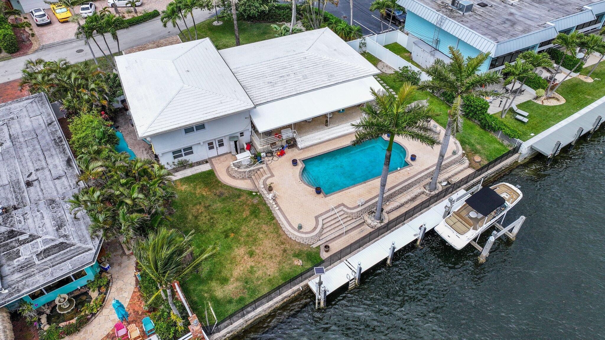 THE COVE - Residential