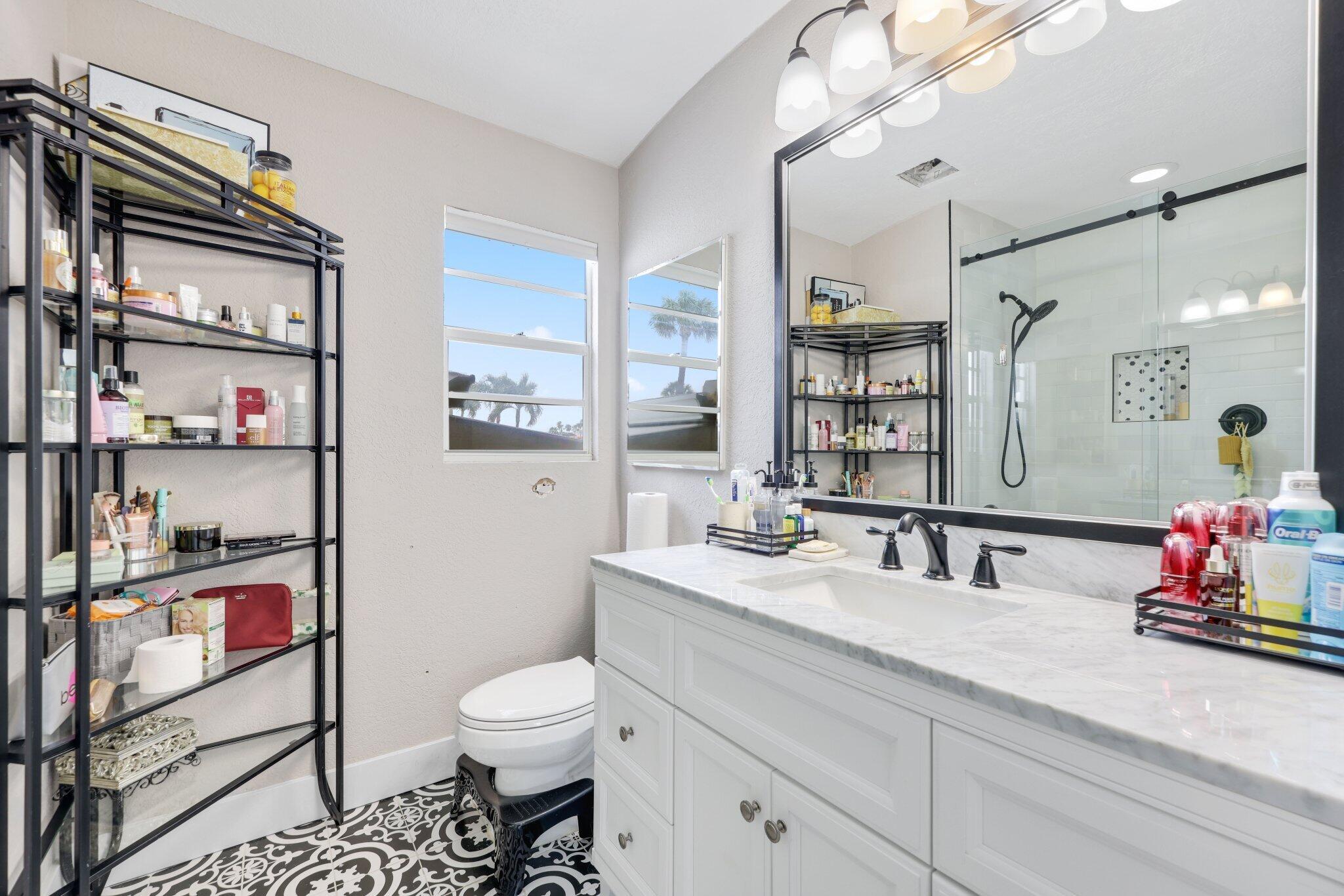 THE COVE - Residential