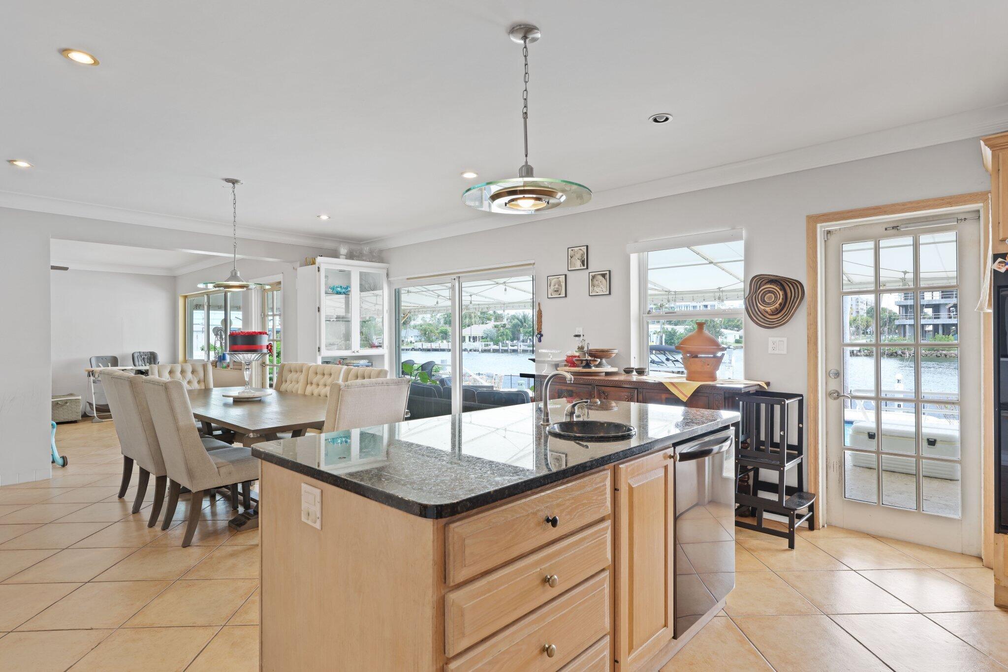 THE COVE - Residential