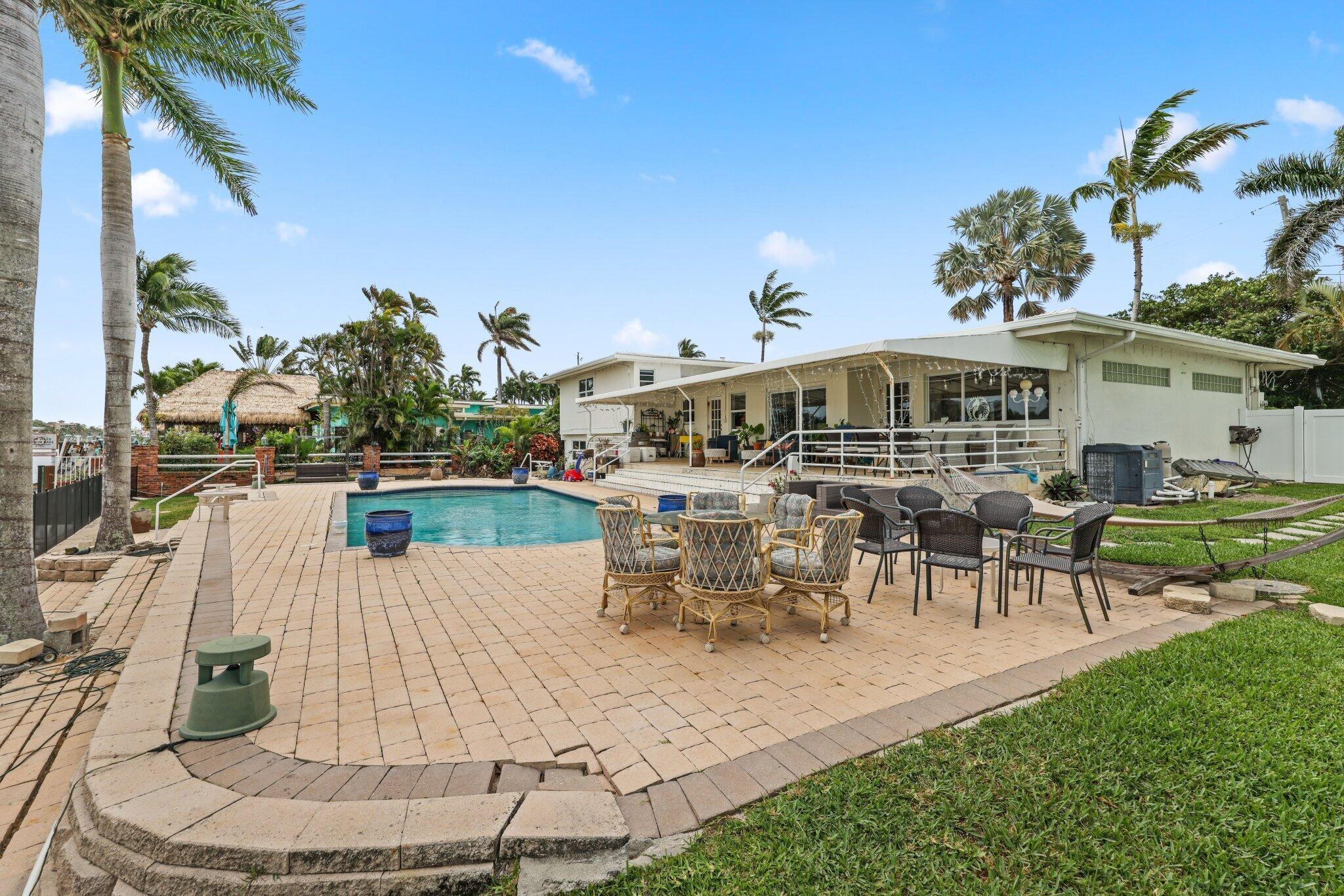 THE COVE - Residential