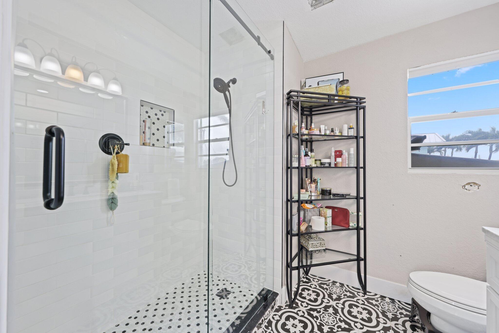 THE COVE - Residential