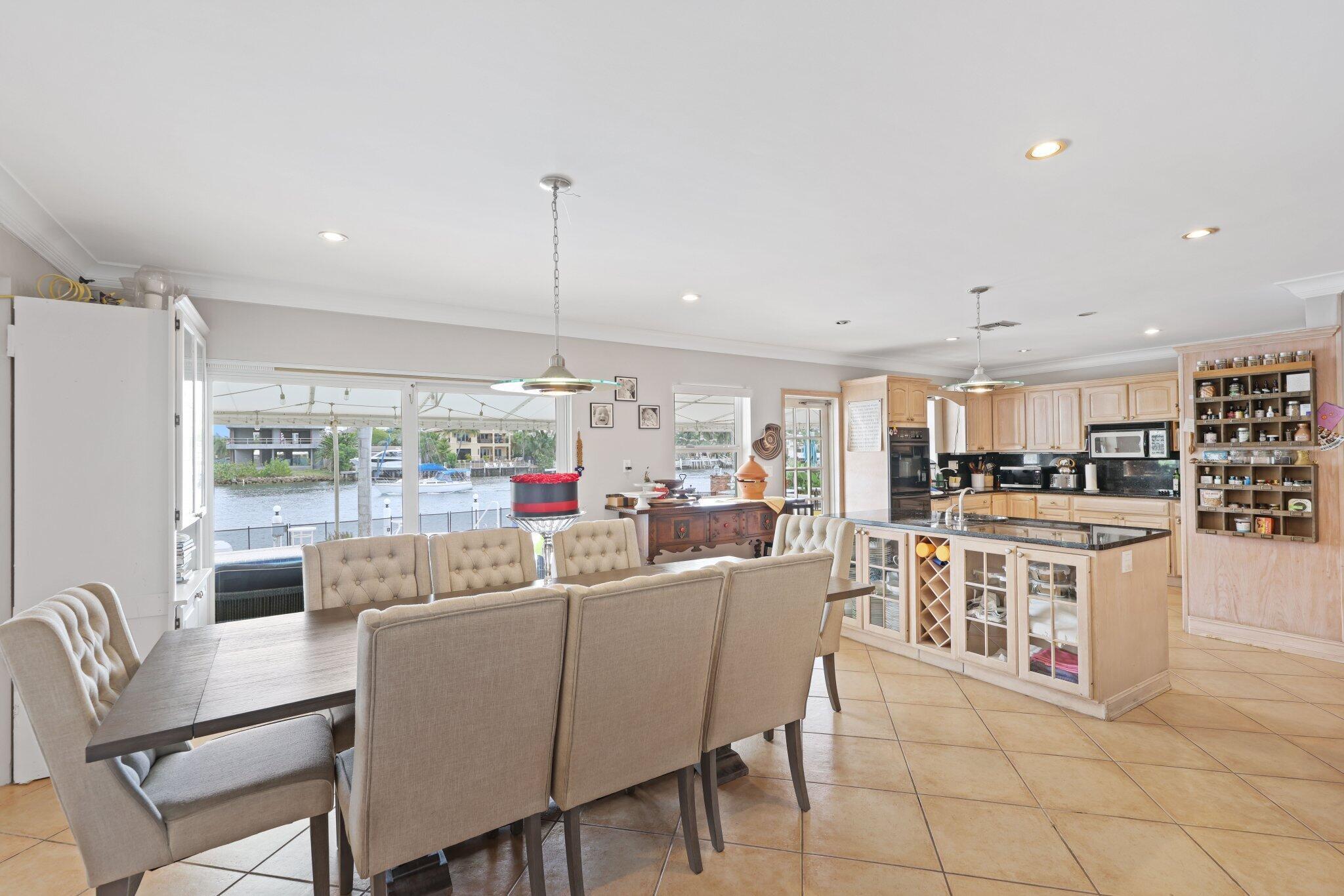 THE COVE - Residential