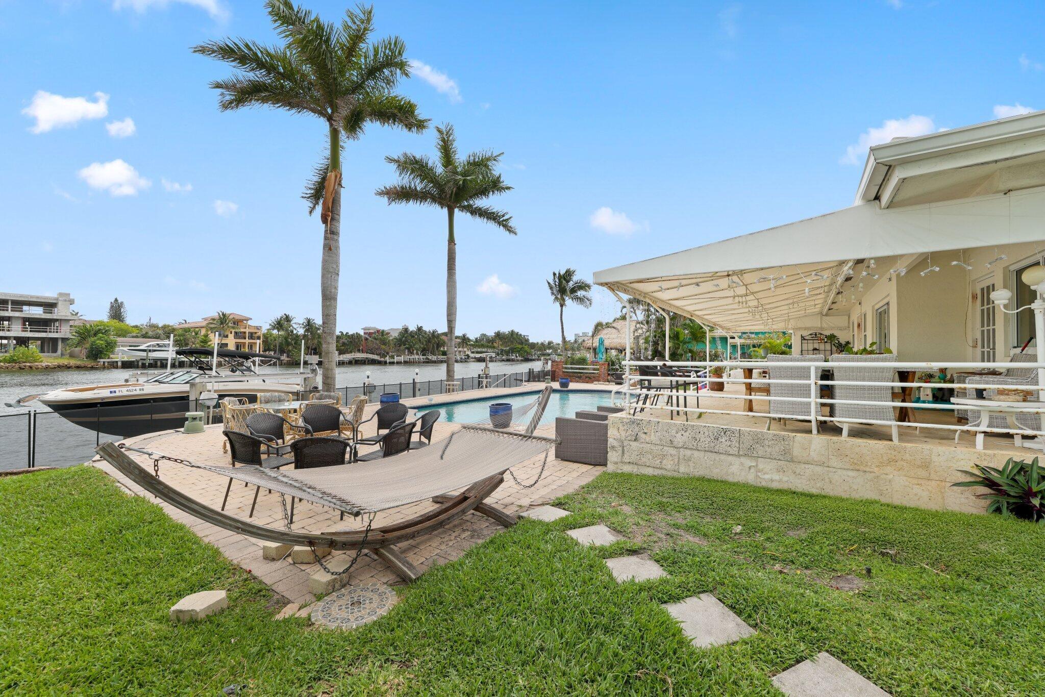 THE COVE - Residential