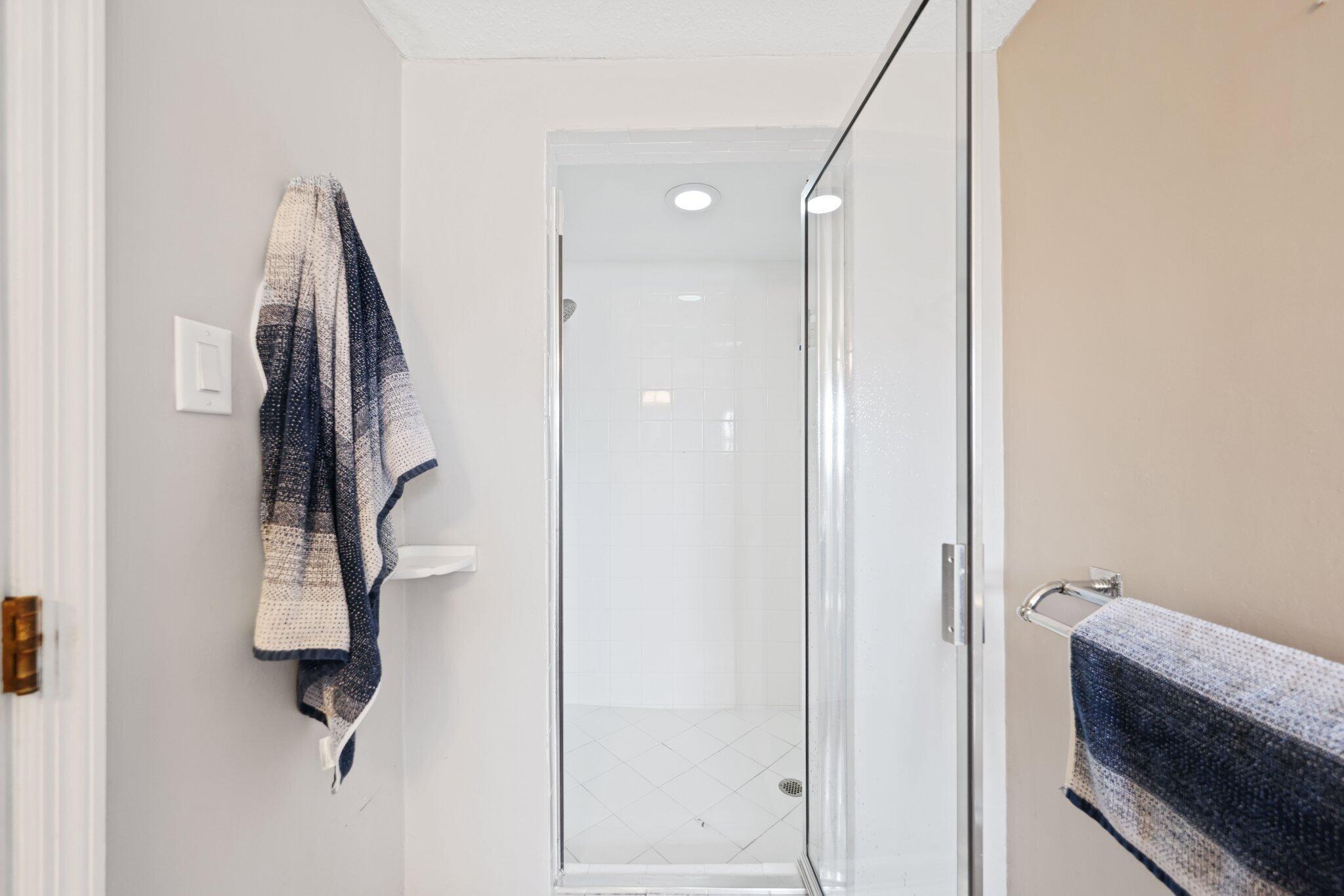 THE COVE - Residential