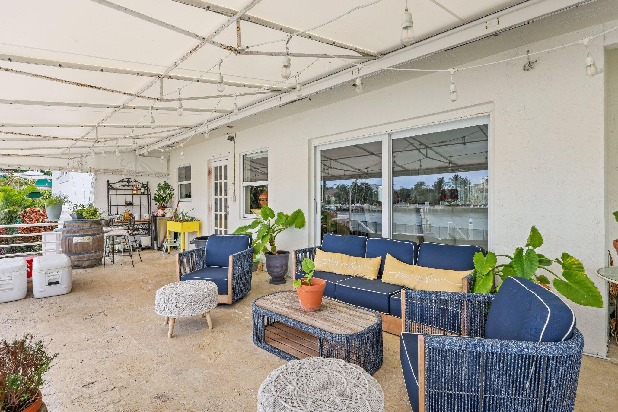 THE COVE - Residential